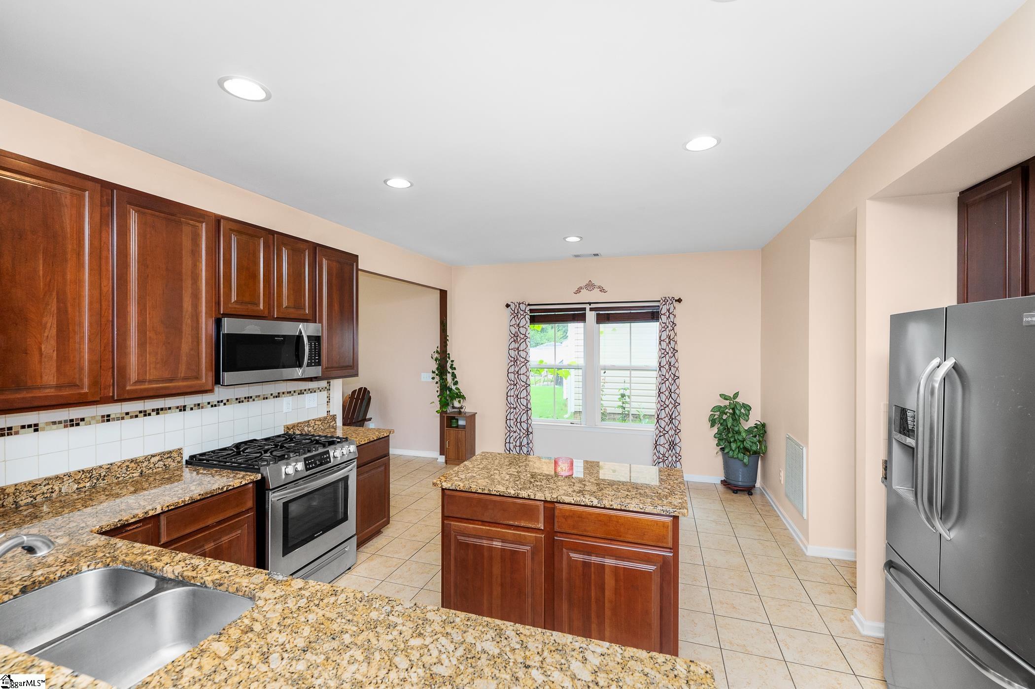 237 Barbours Lane Greenville, SC 29607-7105