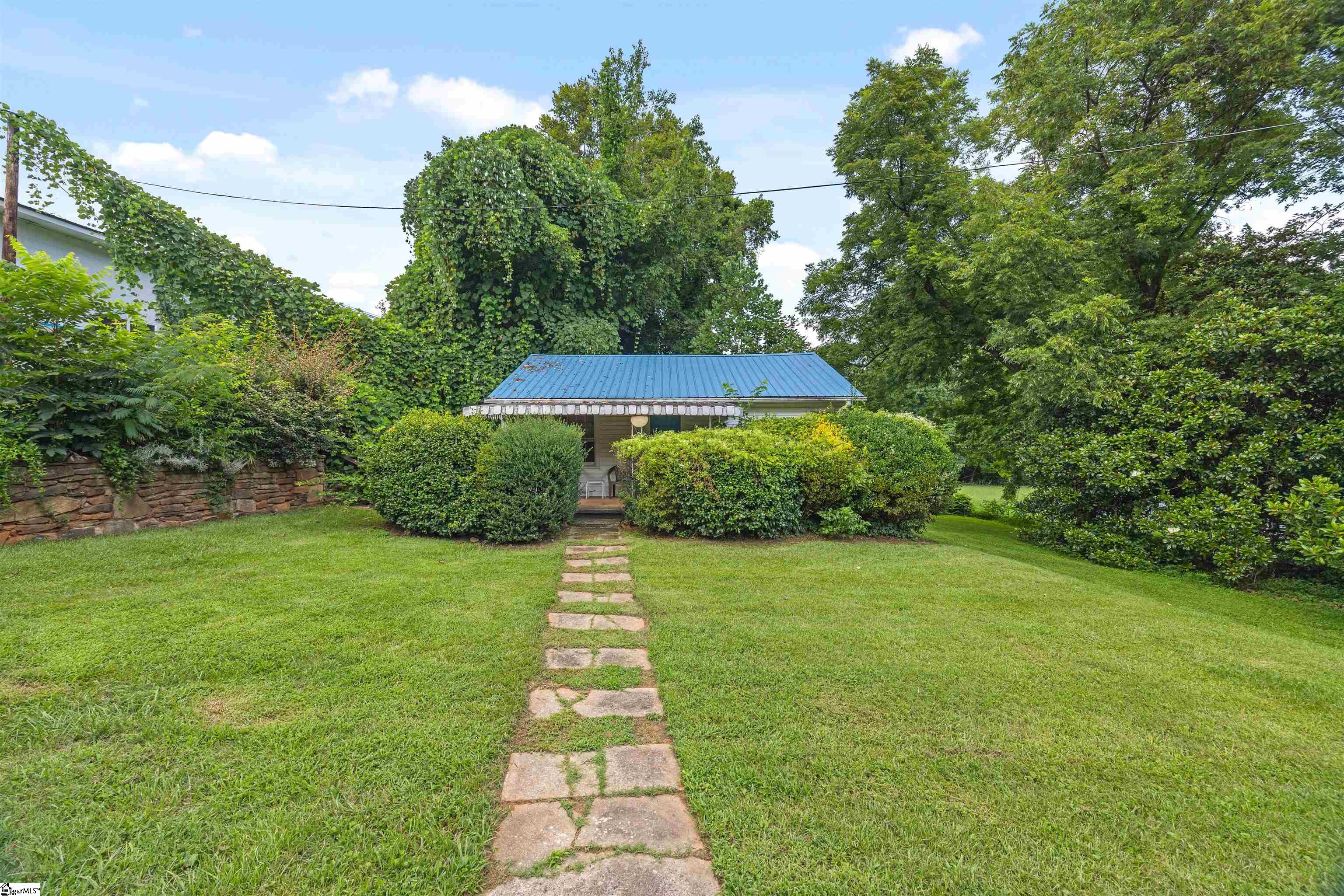95 Blanton Street Columbus, NC 28722