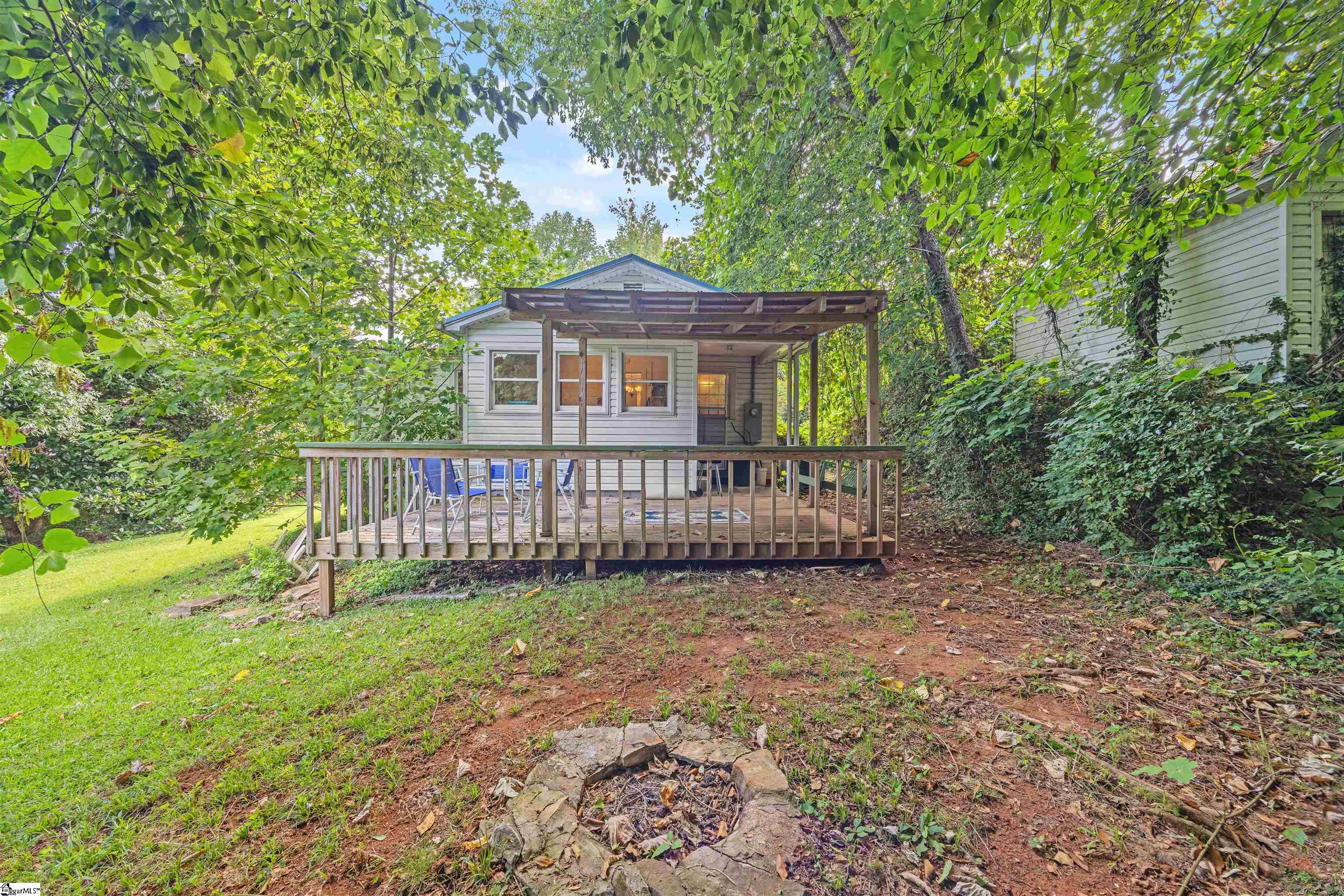 95 Blanton Street Columbus, NC 28722