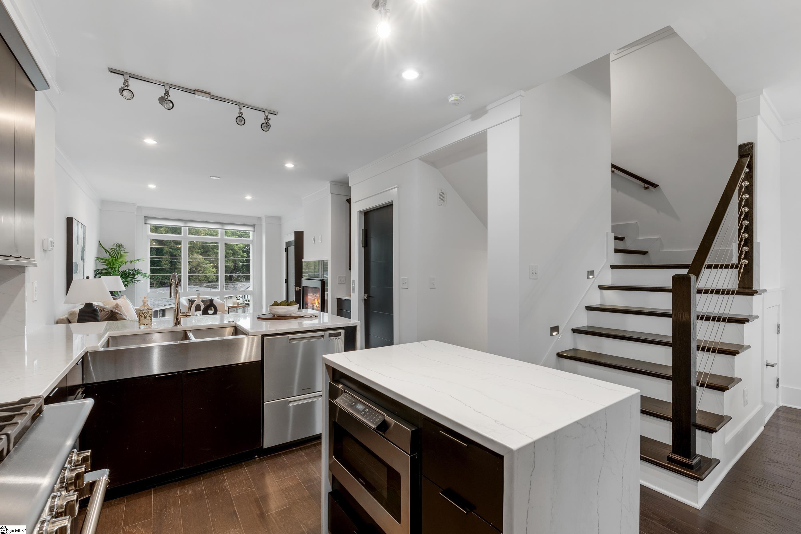 1027 S Main Street UNIT Unit 403 Greenville, SC 29601