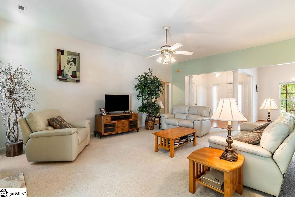 6 Digby Place Simpsonville, SC 29681