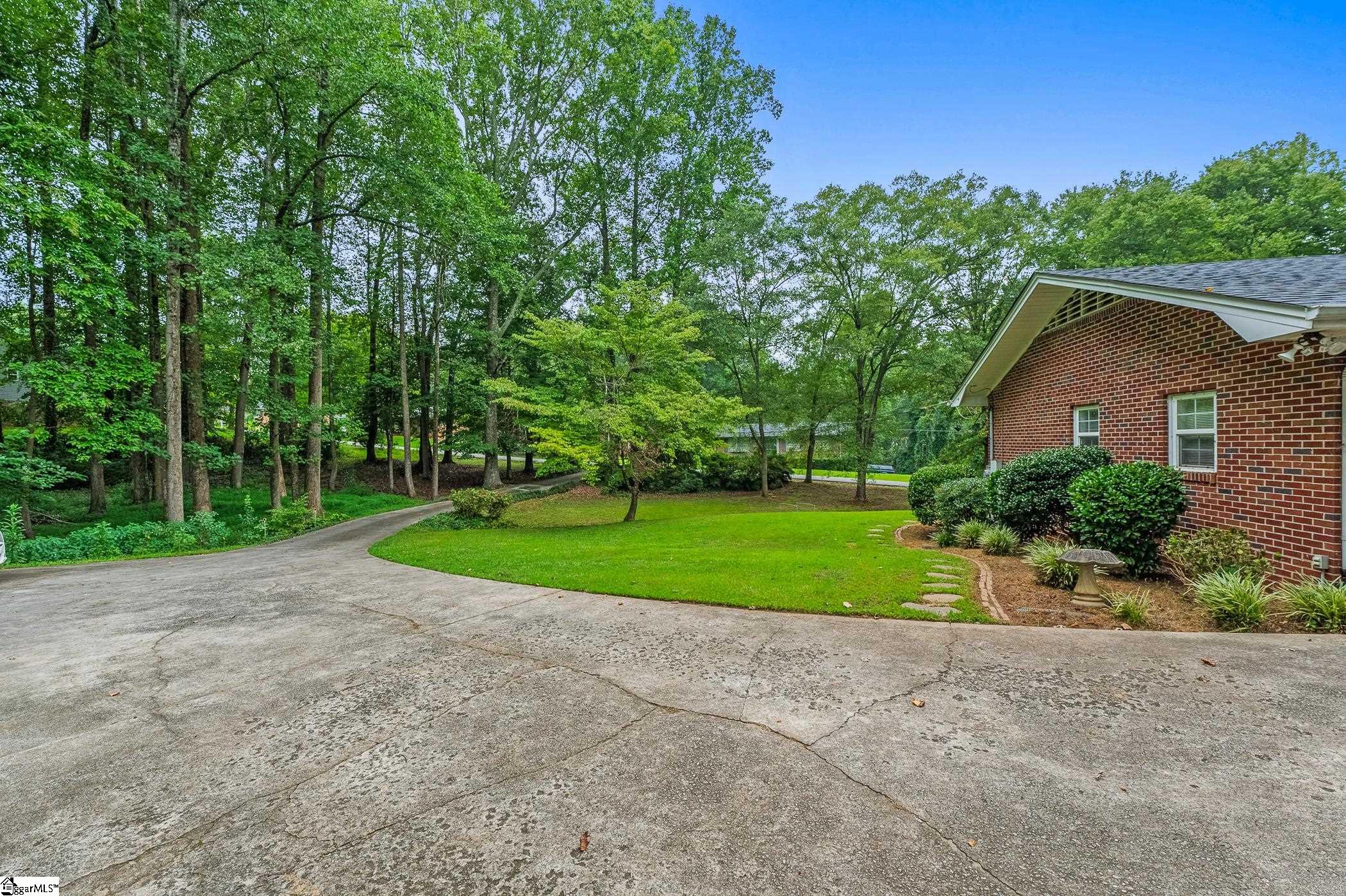 208 Kendrick Street Greer, SC 29651