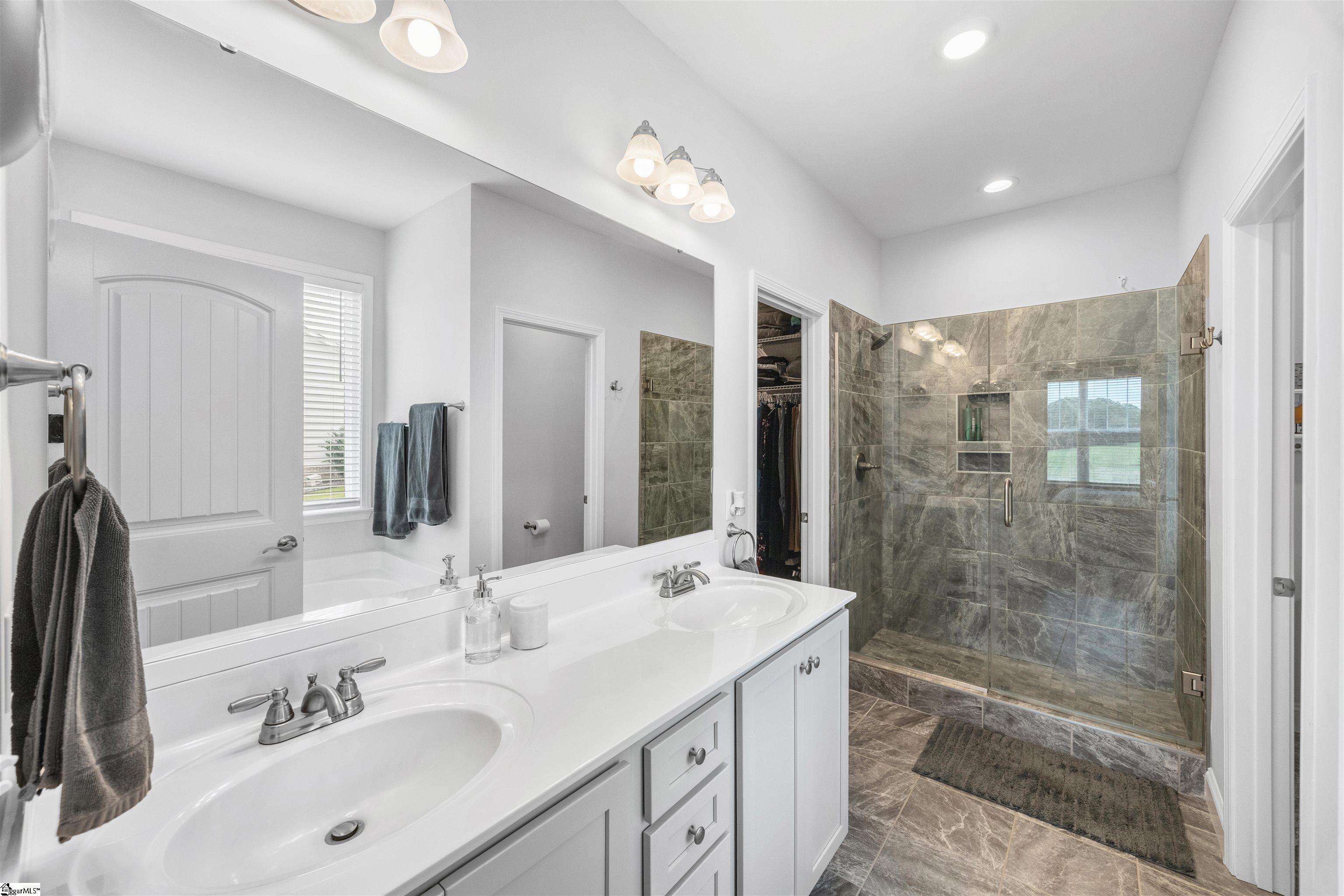 105 Claridge Way Greer, SC 29651