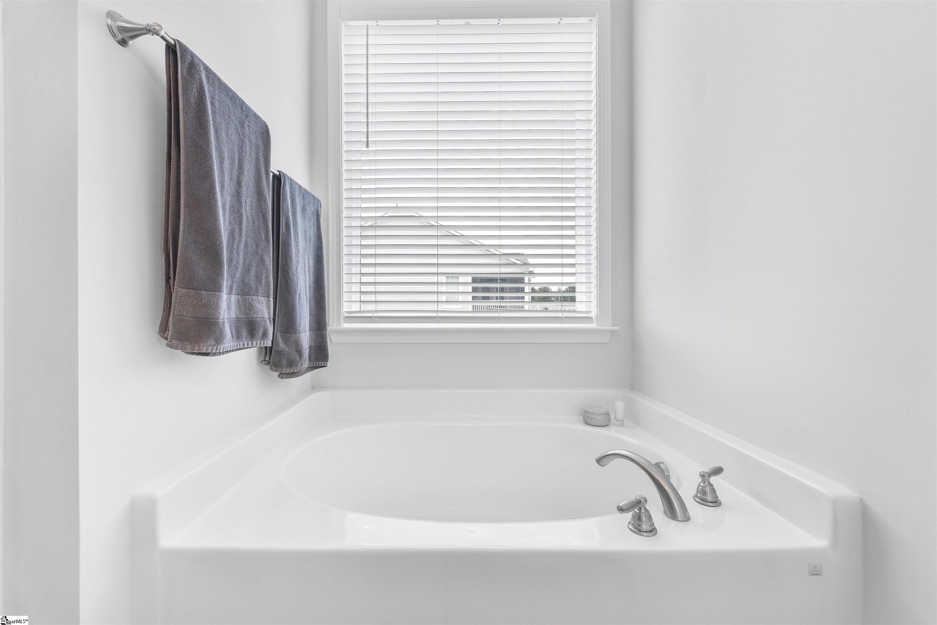 105 Claridge Way Greer, SC 29651
