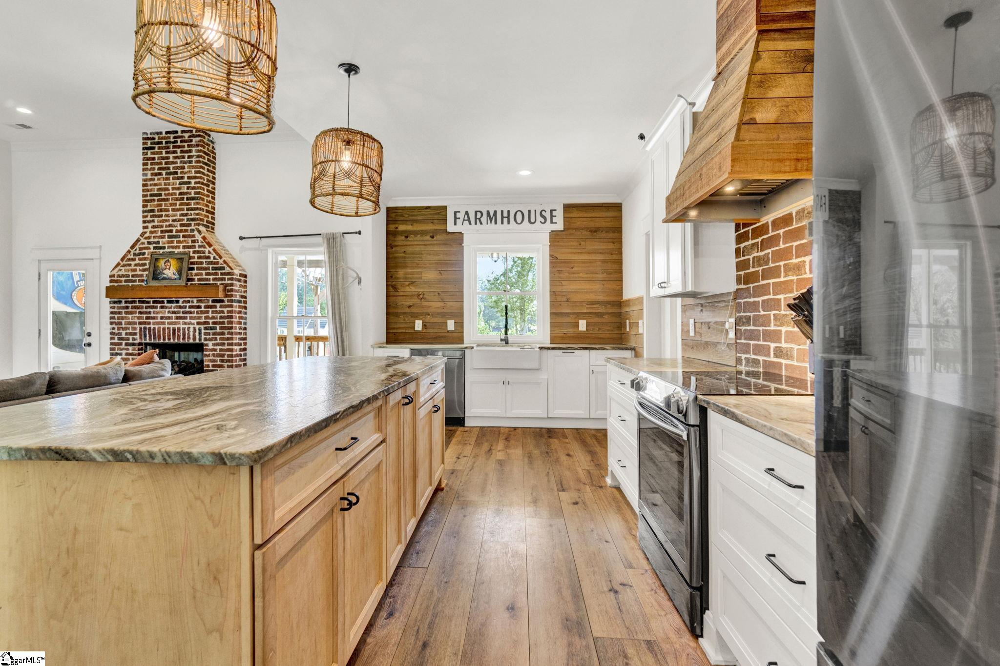 115 Crawford Lake Drive Easley, SC 29642