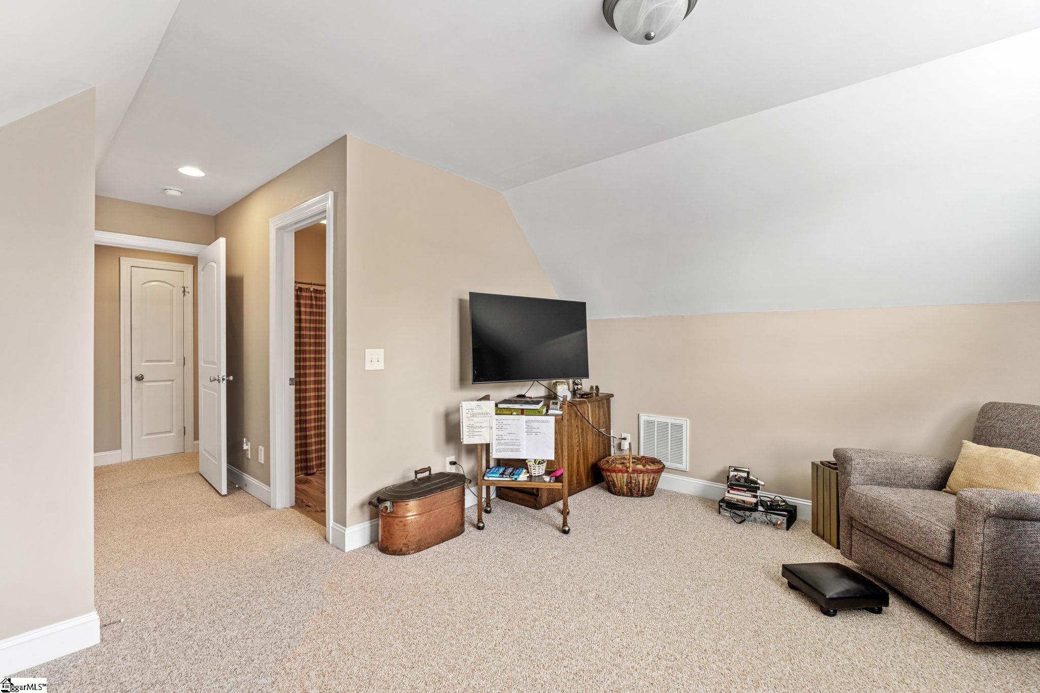 251 Louisville Drive Greenville, SC 29607-6527
