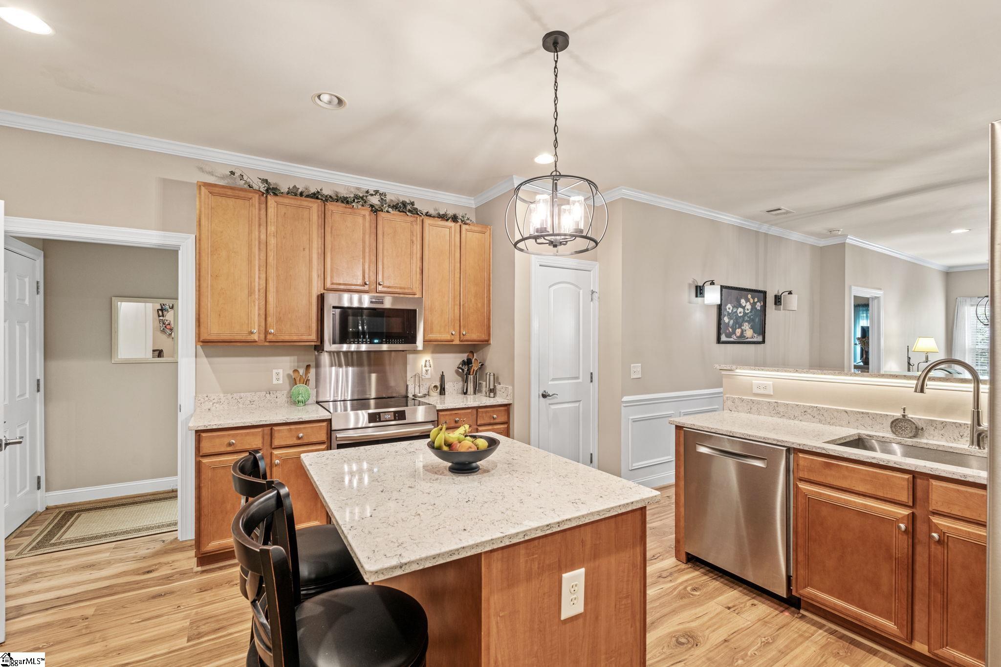 251 Louisville Drive Greenville, SC 29607-6527