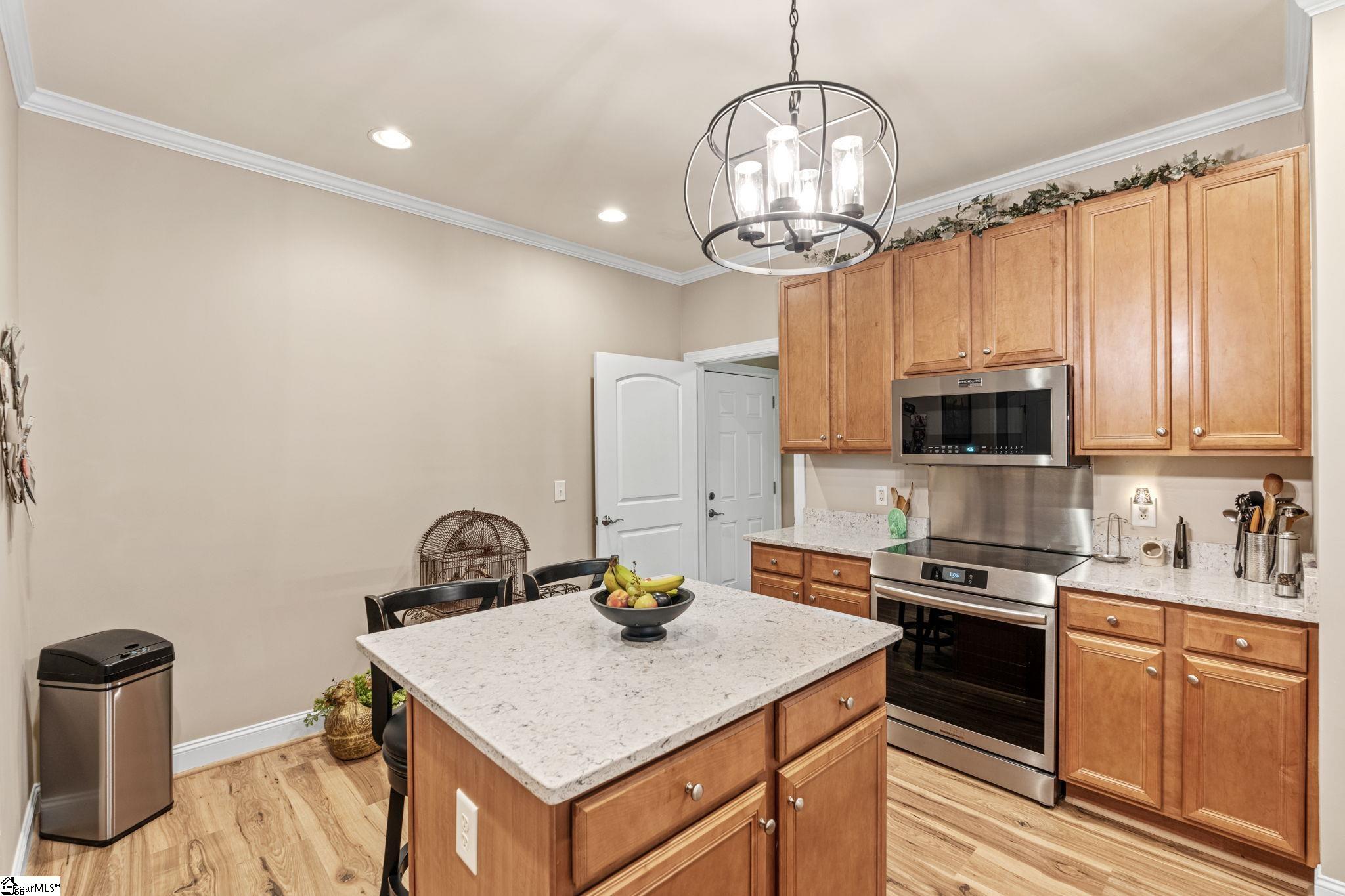 251 Louisville Drive Greenville, SC 29607-6527