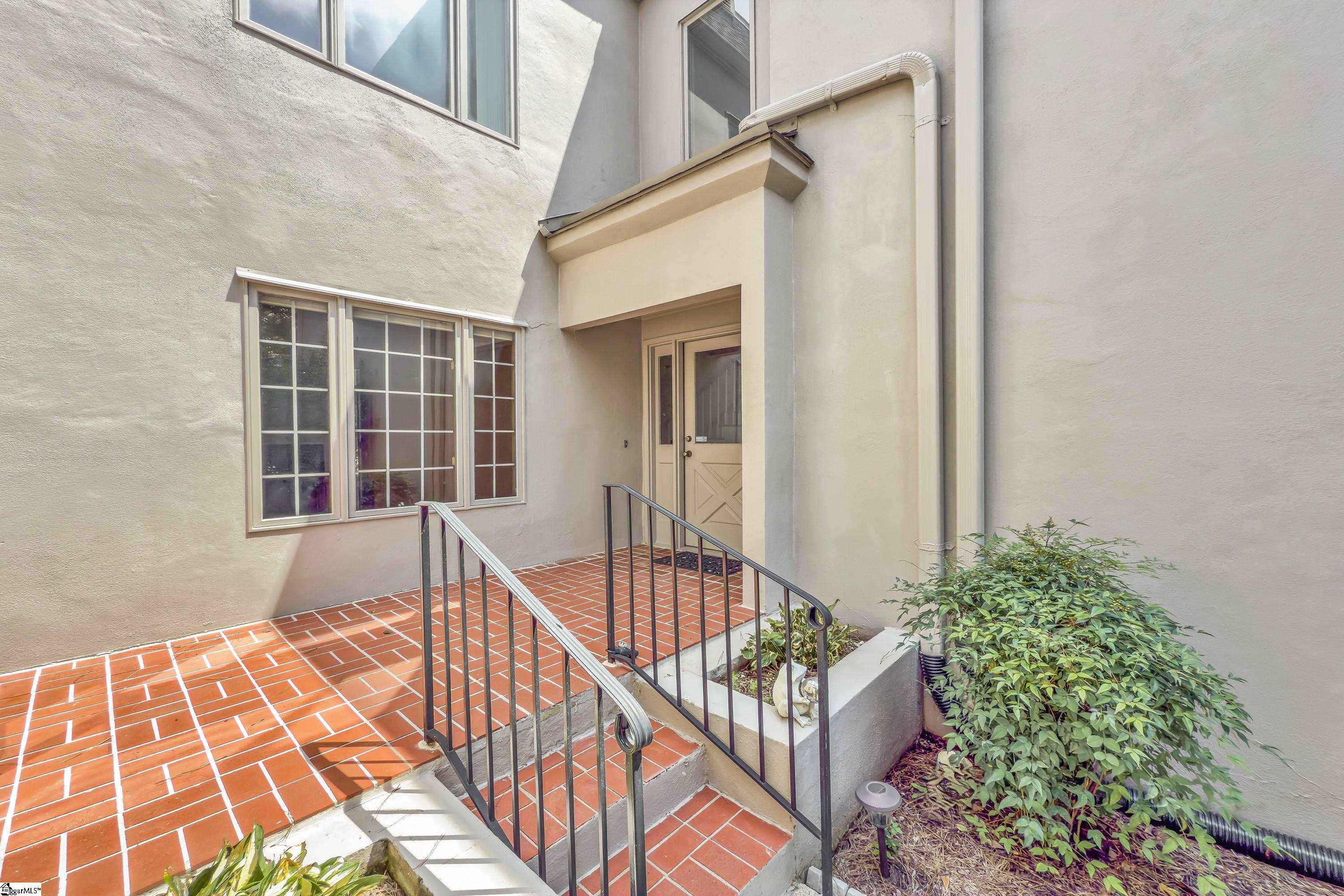 210 Castellan Drive Greer, SC 29650