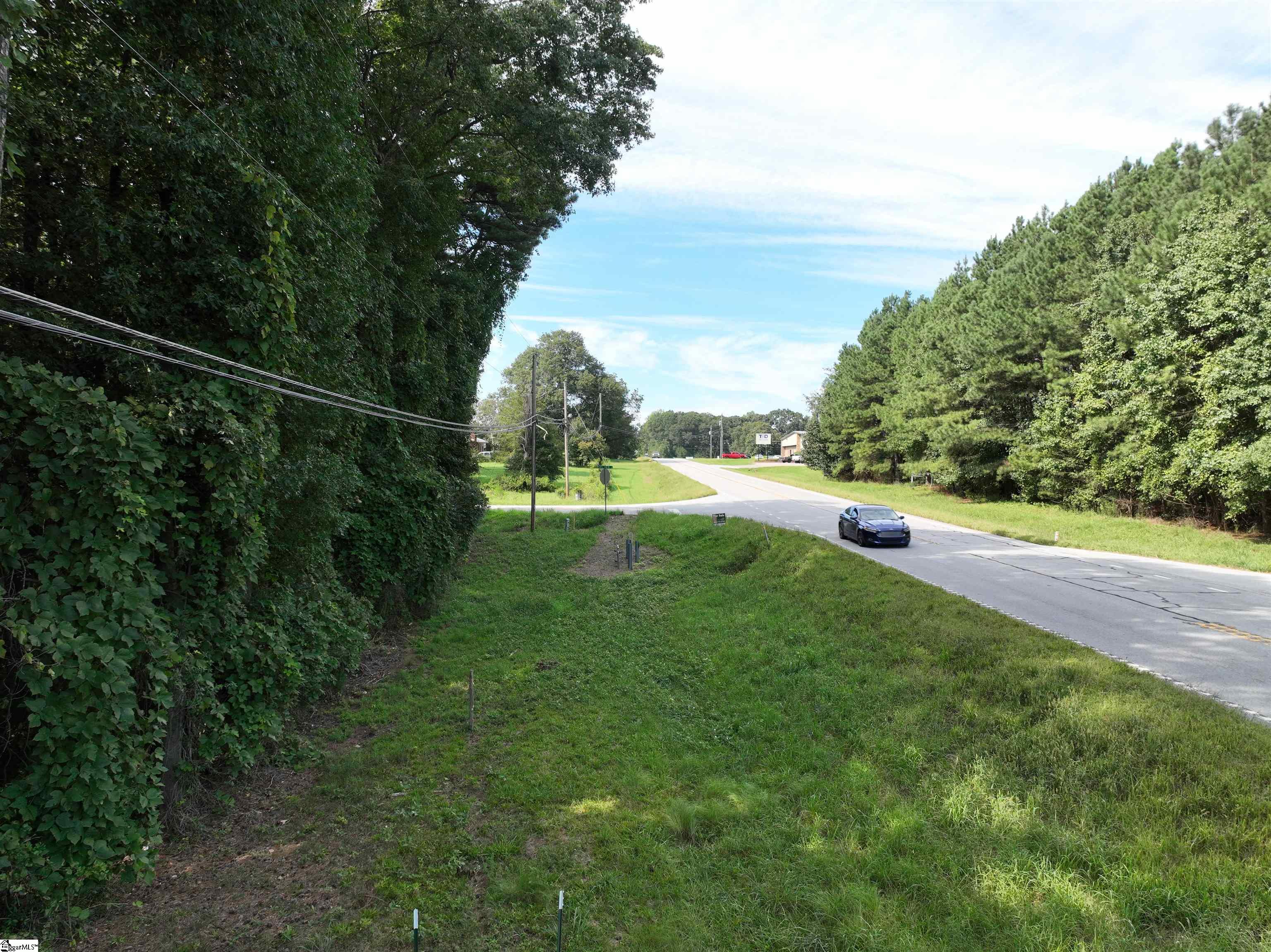 00 Highway 17 Royston, GA 30662