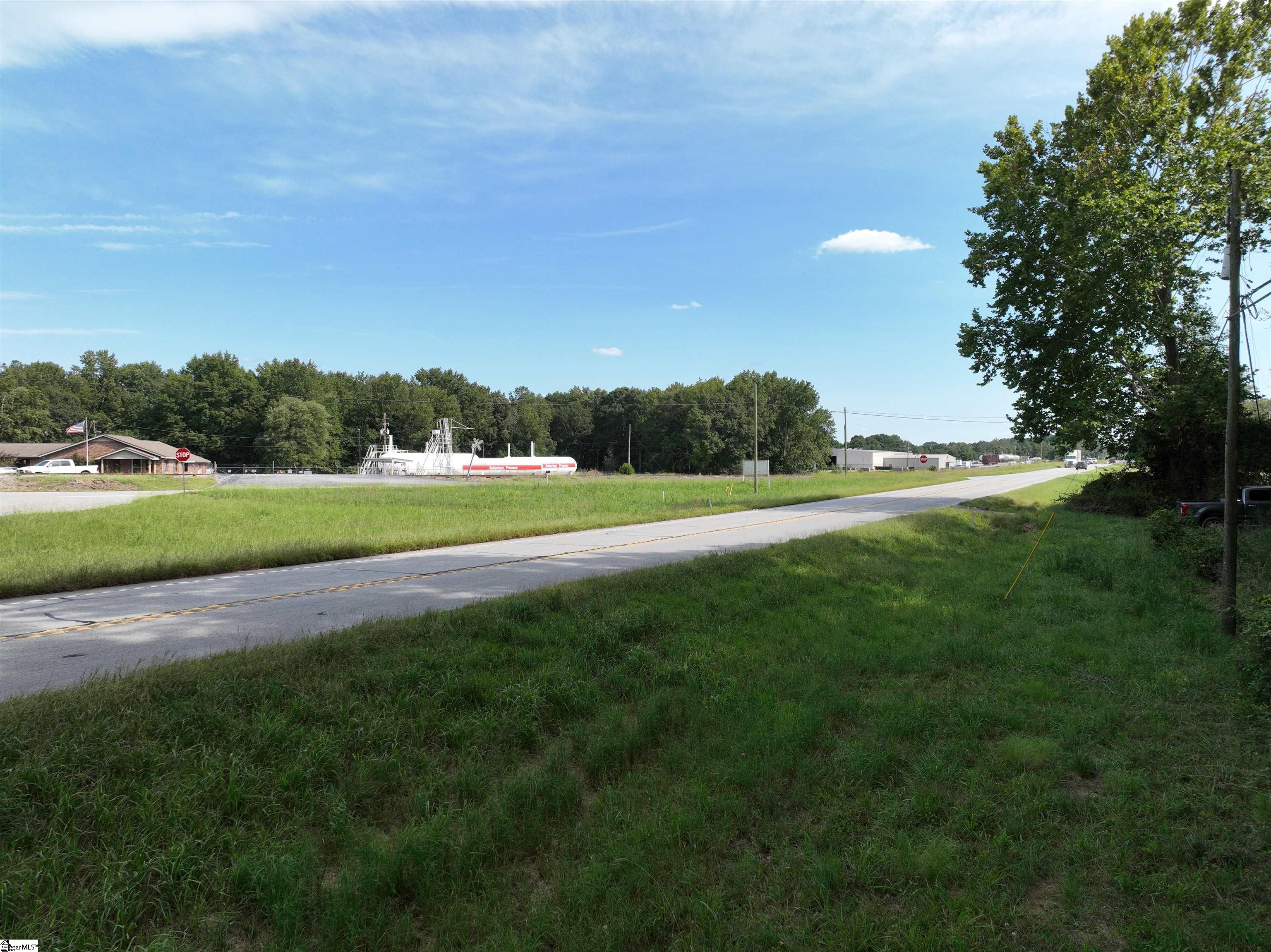 00 Highway 17 Royston, GA 30662