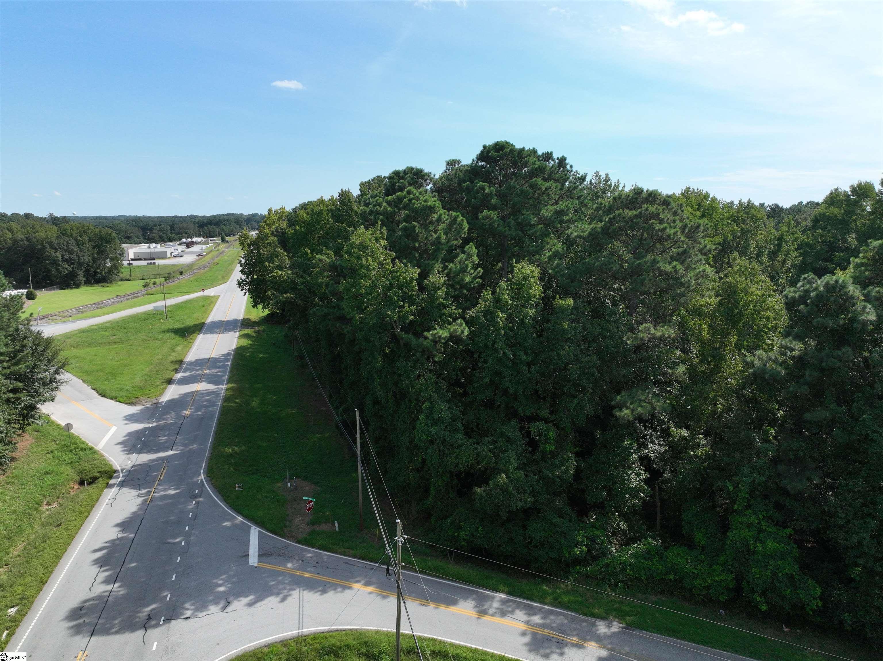00 Highway 17 Royston, GA 30662