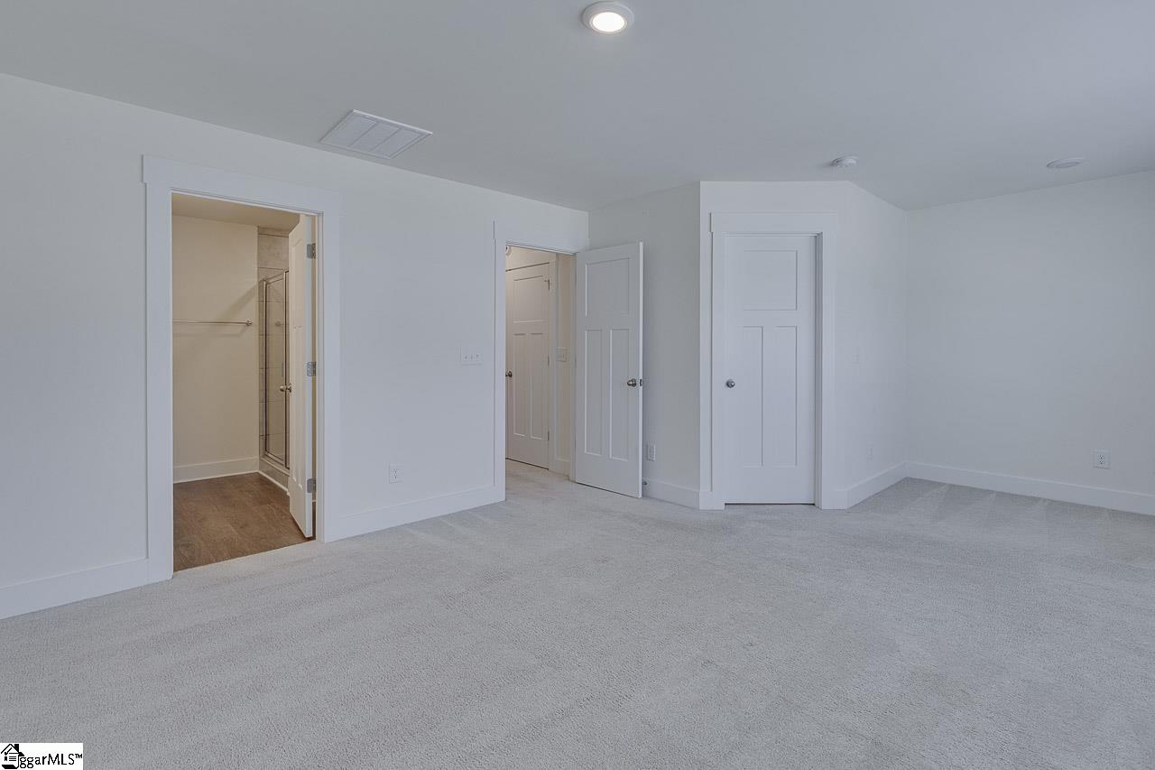71 Mardale Lane Greenville, SC 29609