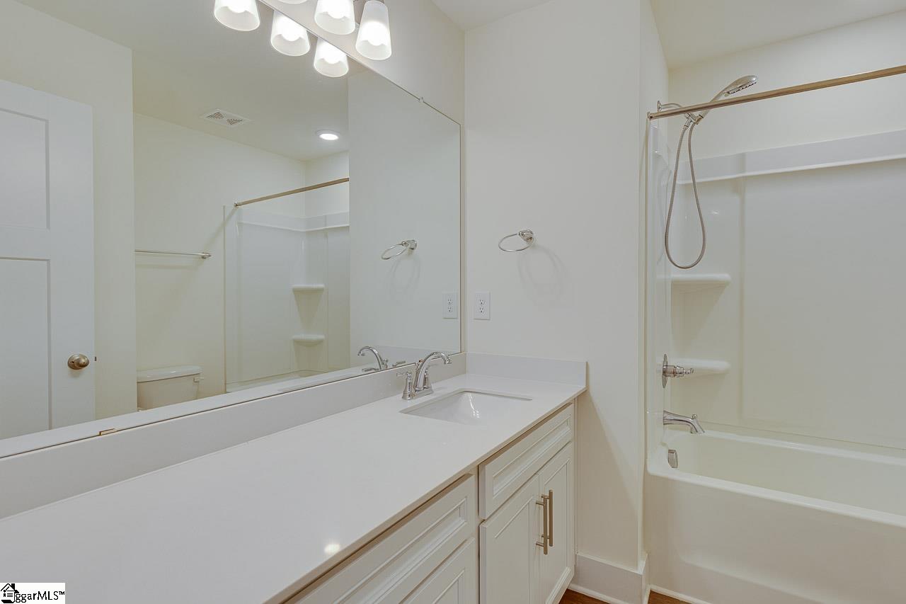 71 Mardale Lane Greenville, SC 29609