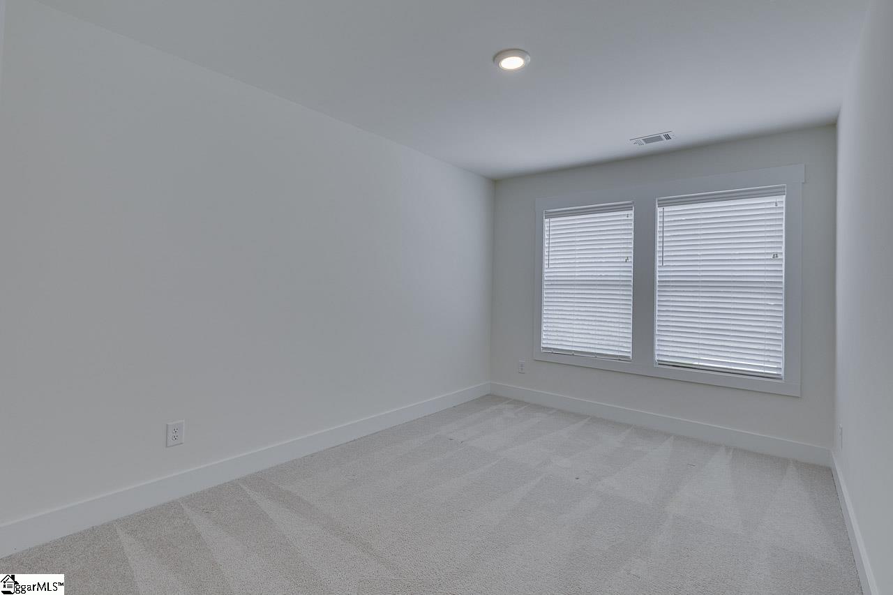 71 Mardale Lane Greenville, SC 29609