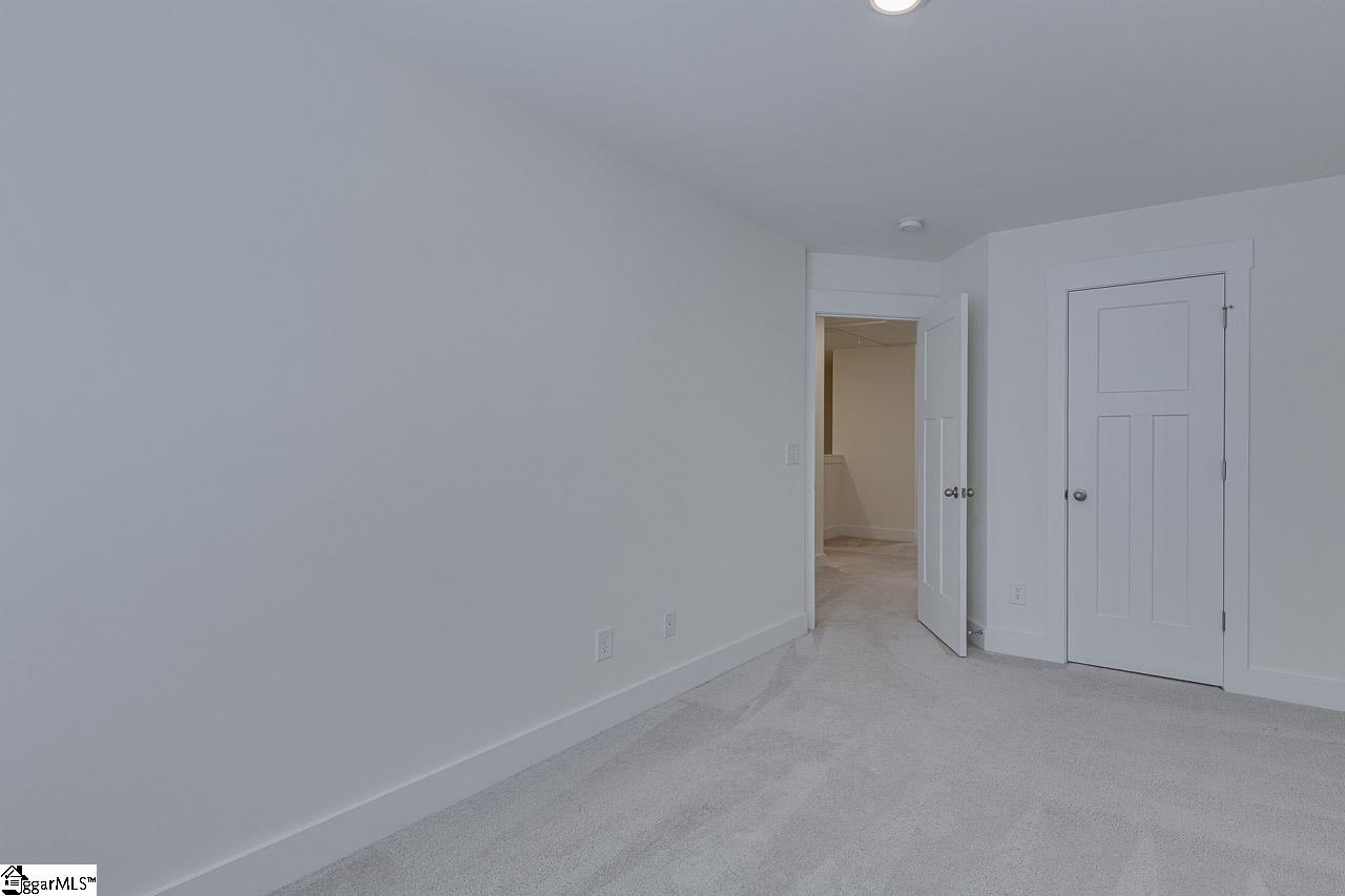 71 Mardale Lane Greenville, SC 29609