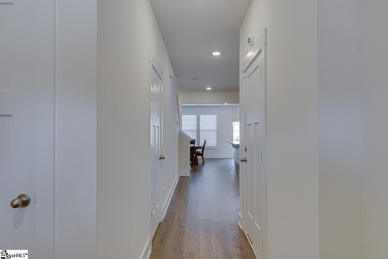 71 Mardale Lane Greenville, SC 29609