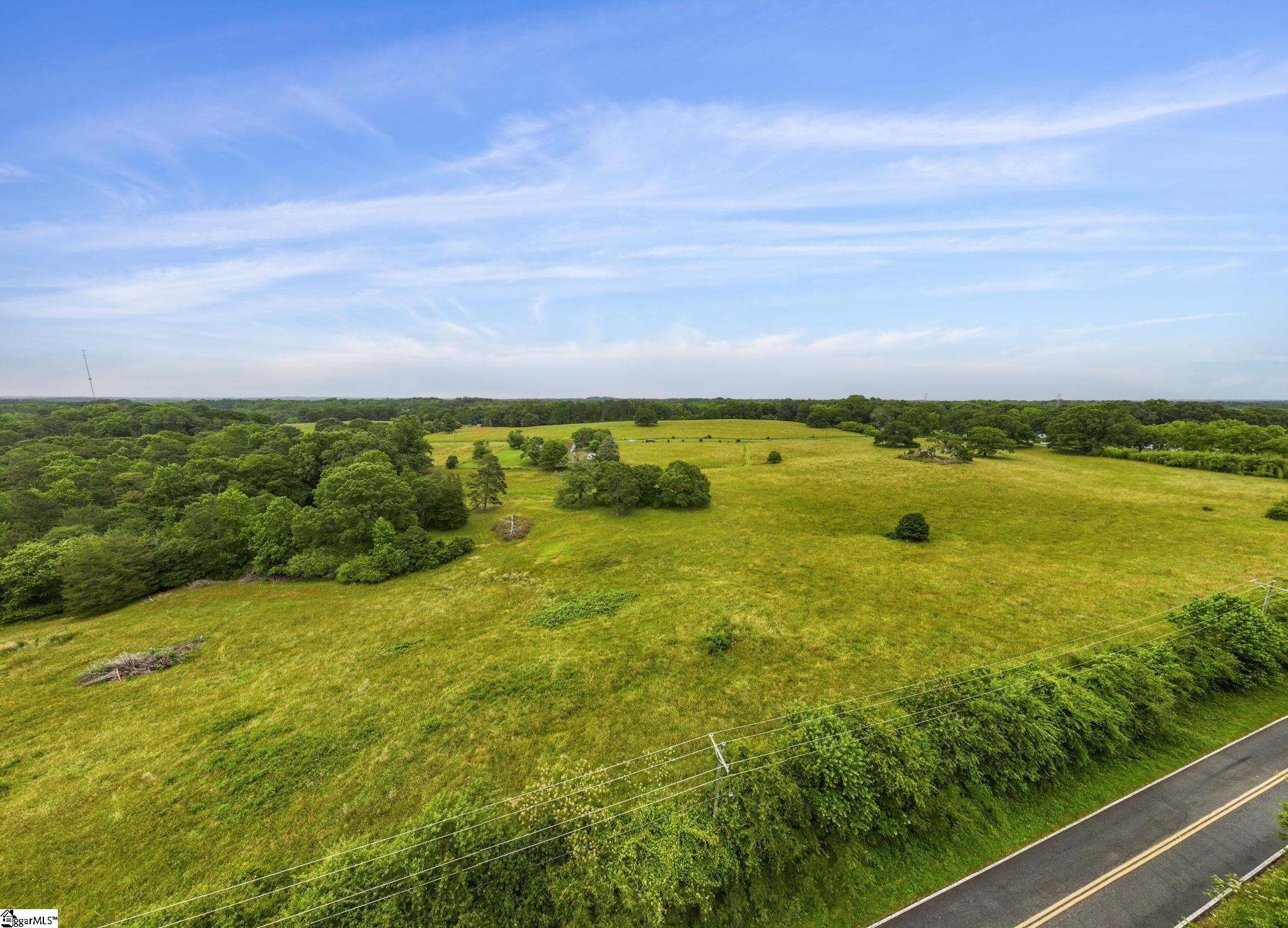 95 Stone Station Farm Road Spartanburg, SC 29306