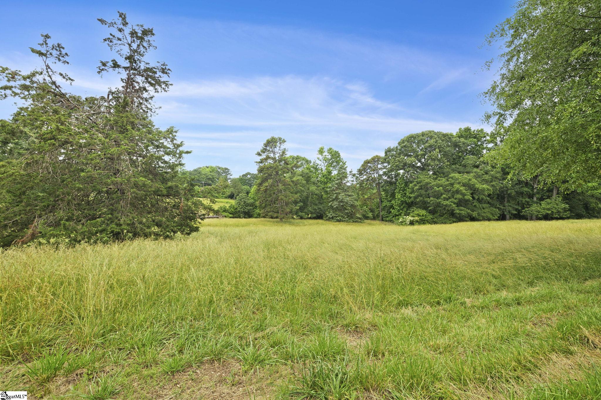 95 Stone Station Farm Road Spartanburg, SC 29306