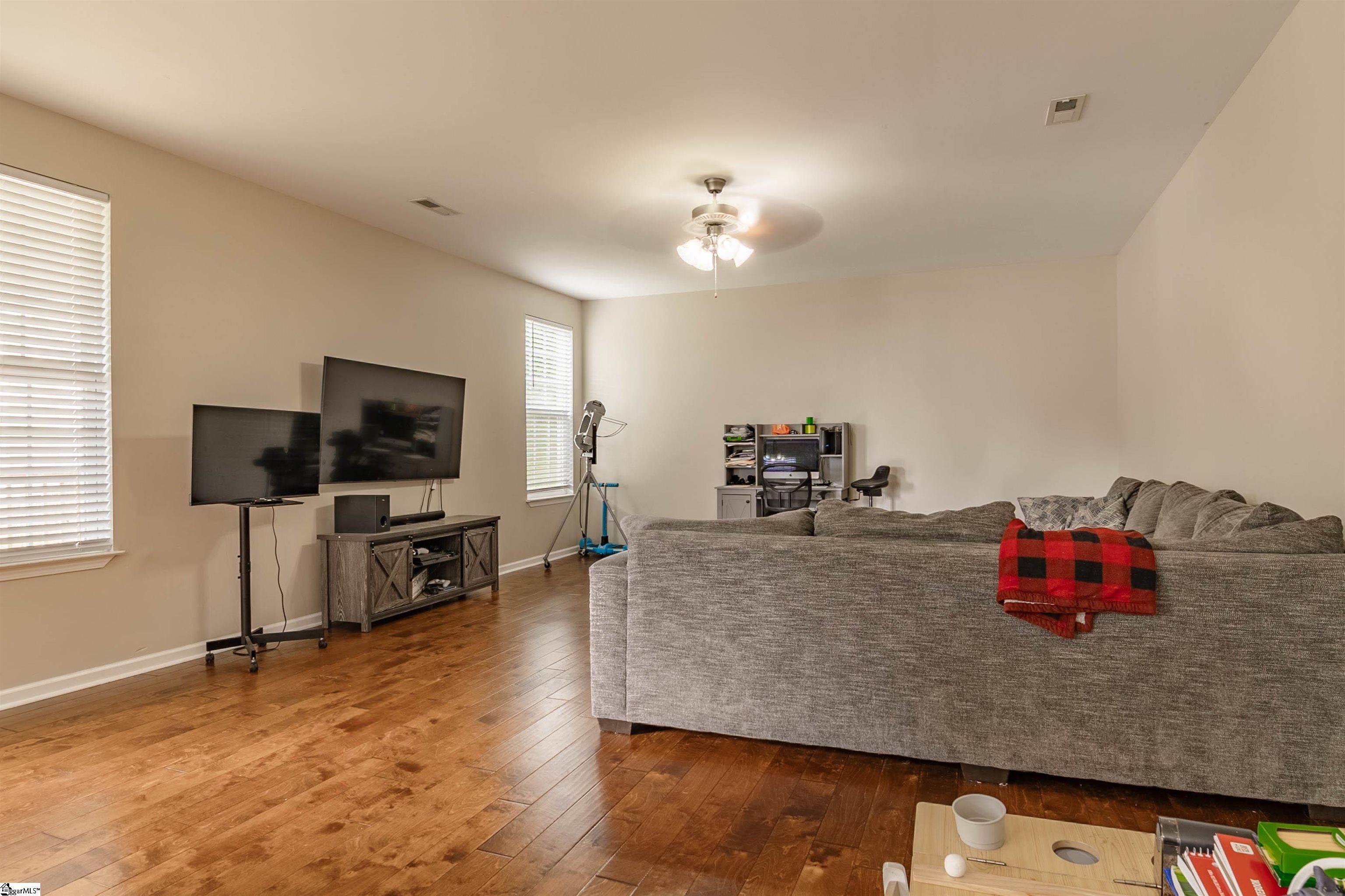 129 Saddlebrook Avenue Pickens, SC 29671