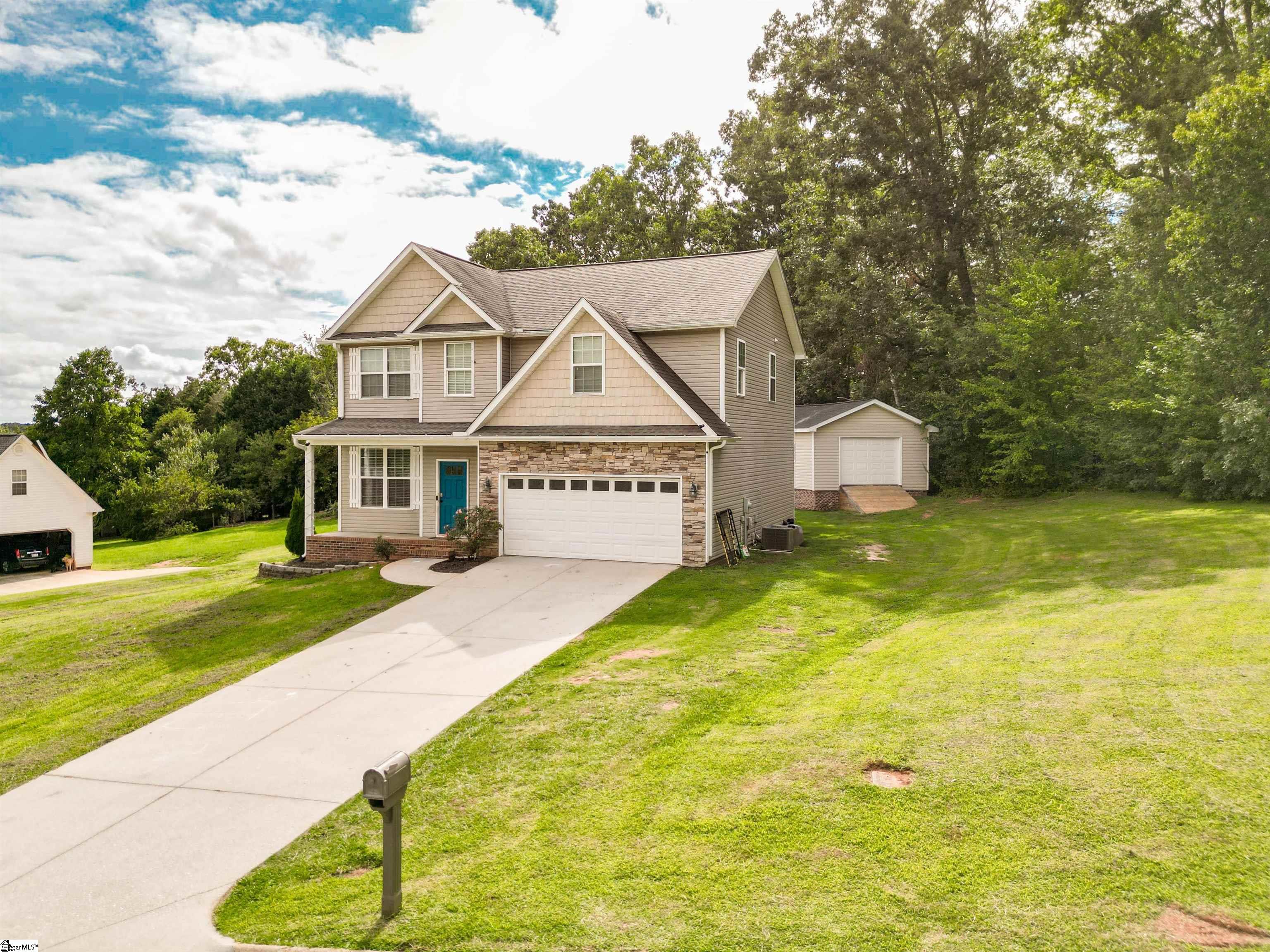 129 Saddlebrook Avenue Pickens, SC 29671