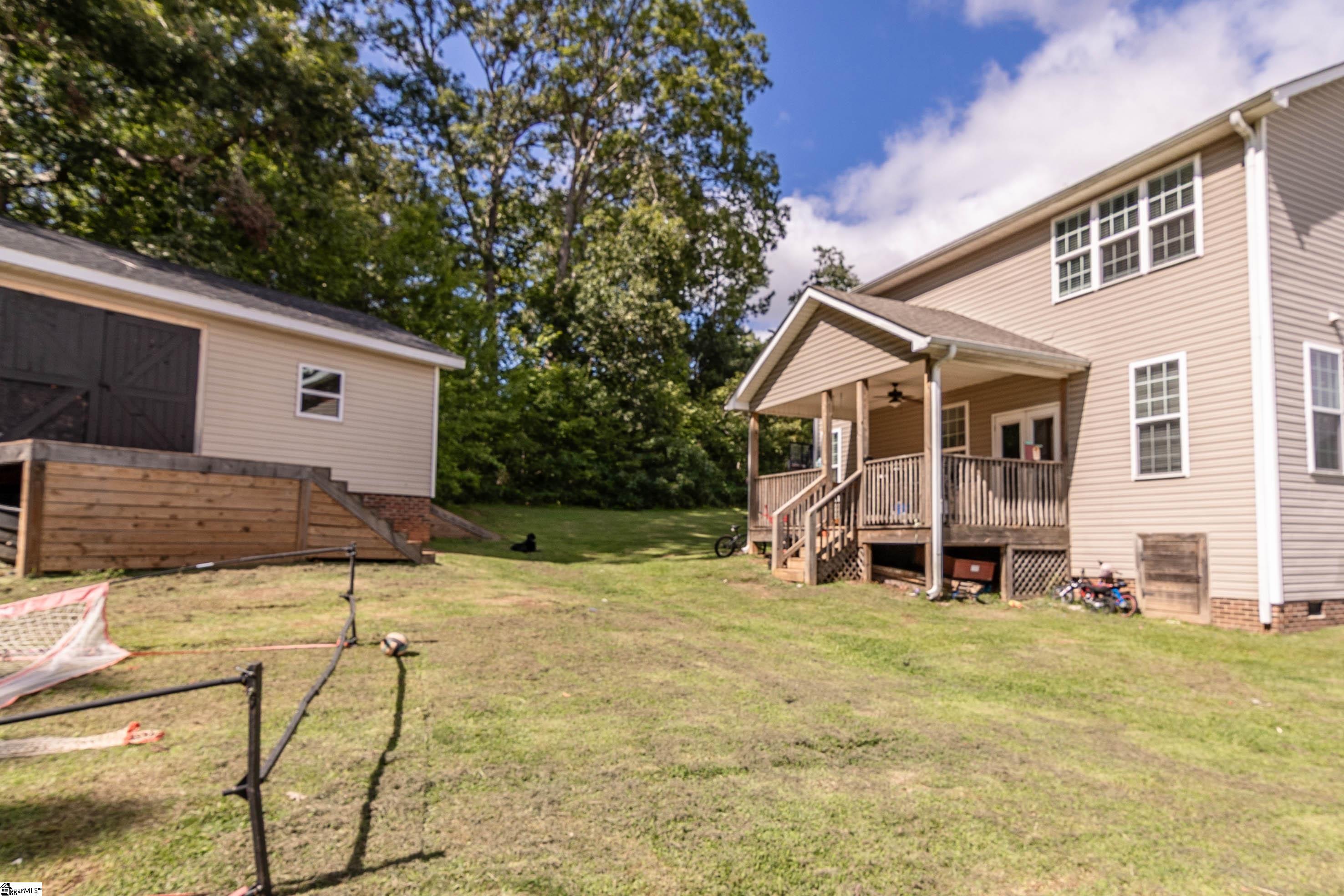 129 Saddlebrook Avenue Pickens, SC 29671