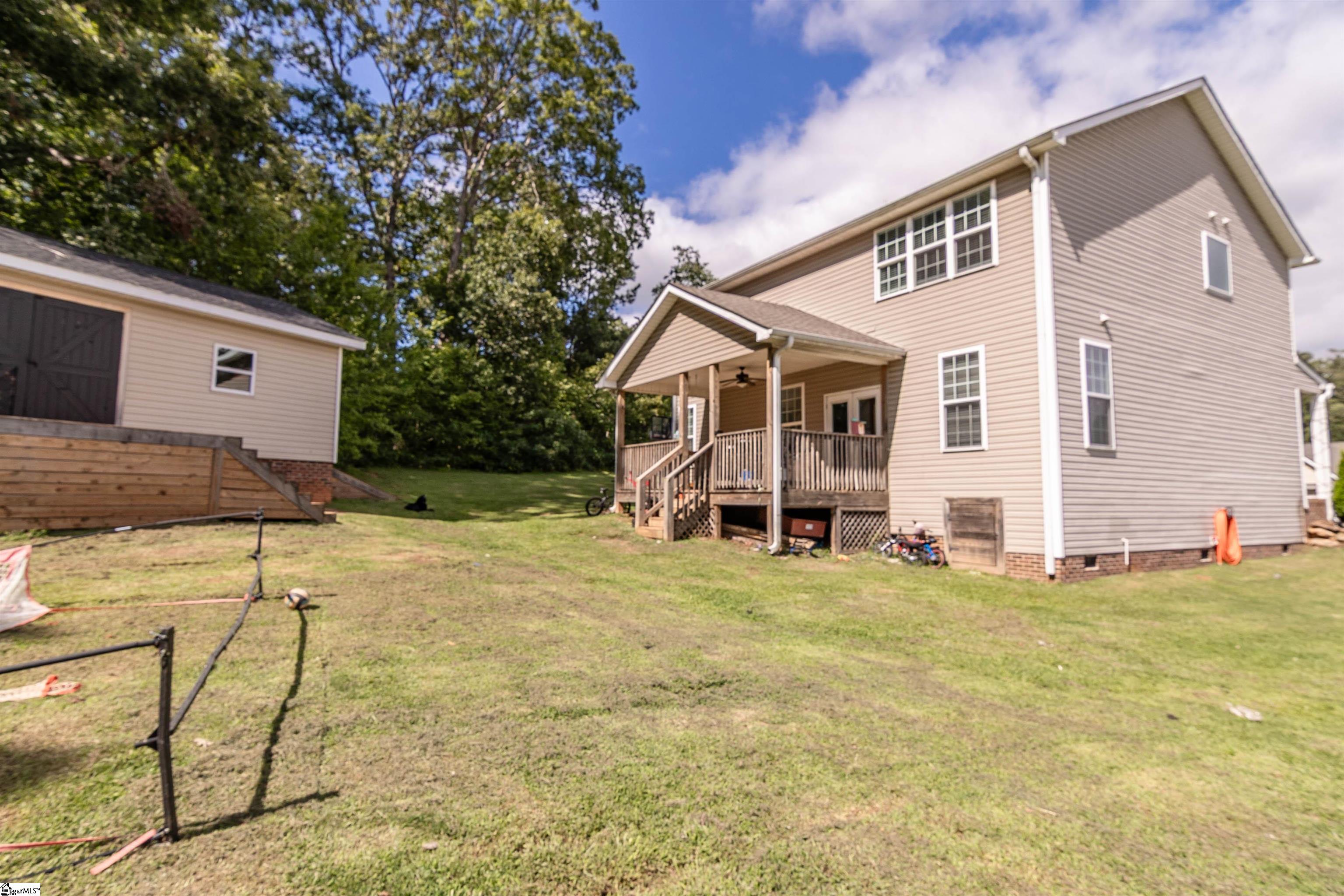 129 Saddlebrook Avenue Pickens, SC 29671