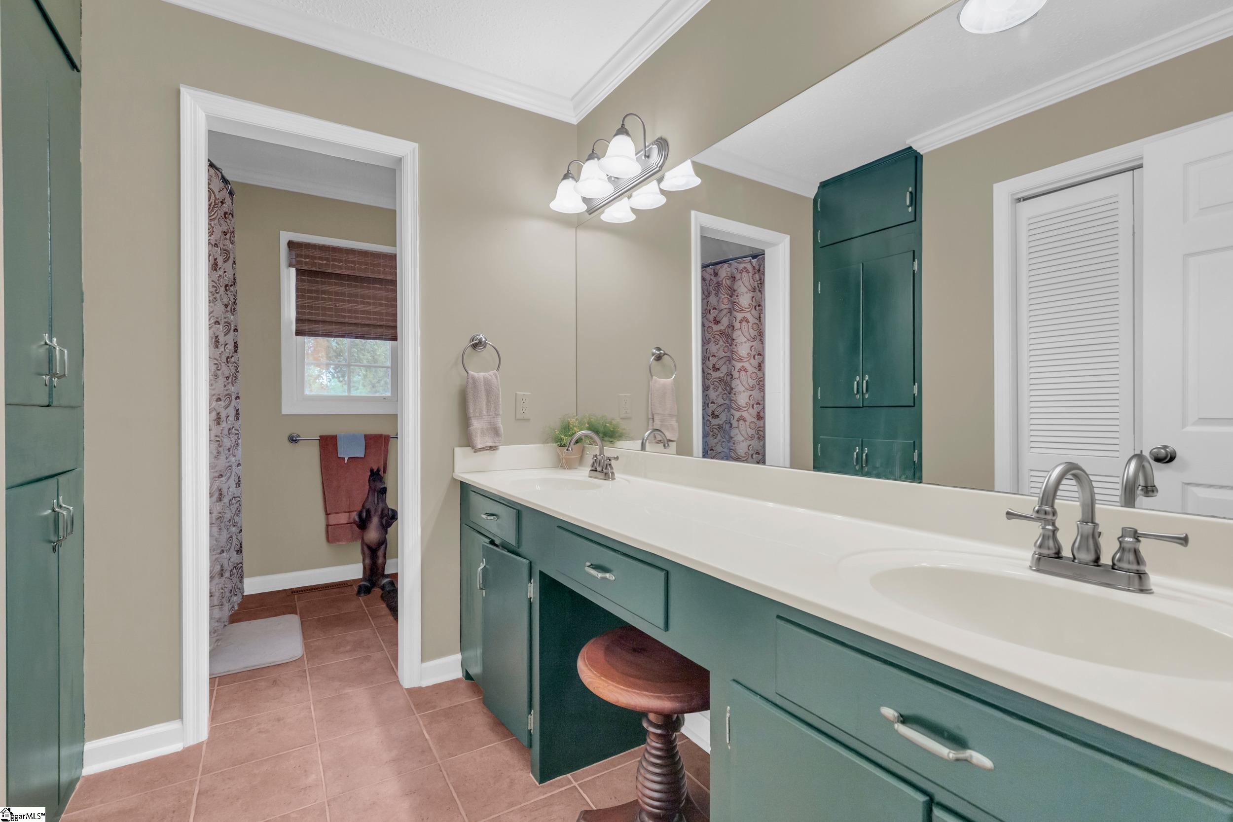 10065 New Cut Road Campobello, SC 29322