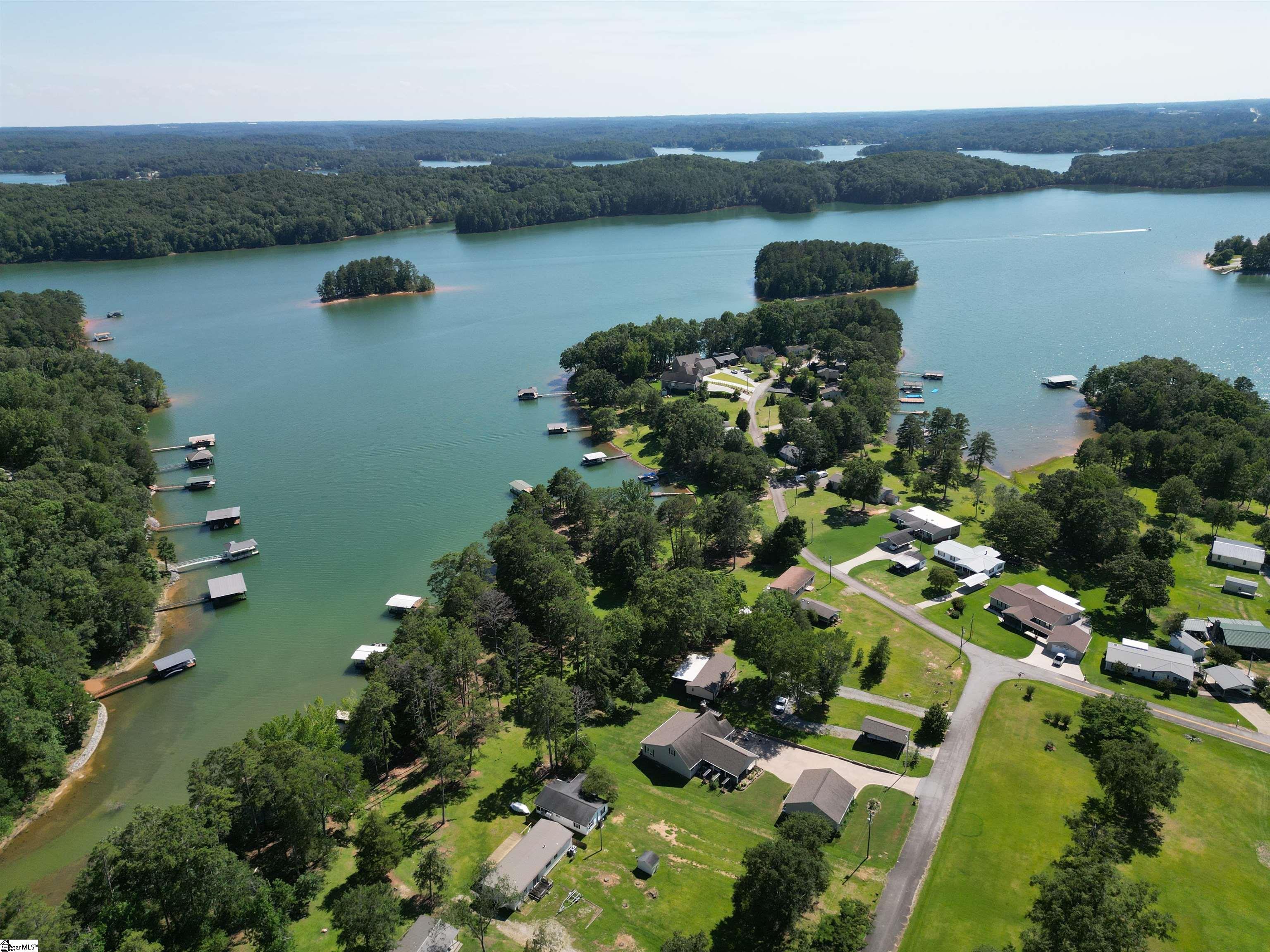 428 Hyde Cove Drive Fair Play, SC 29643