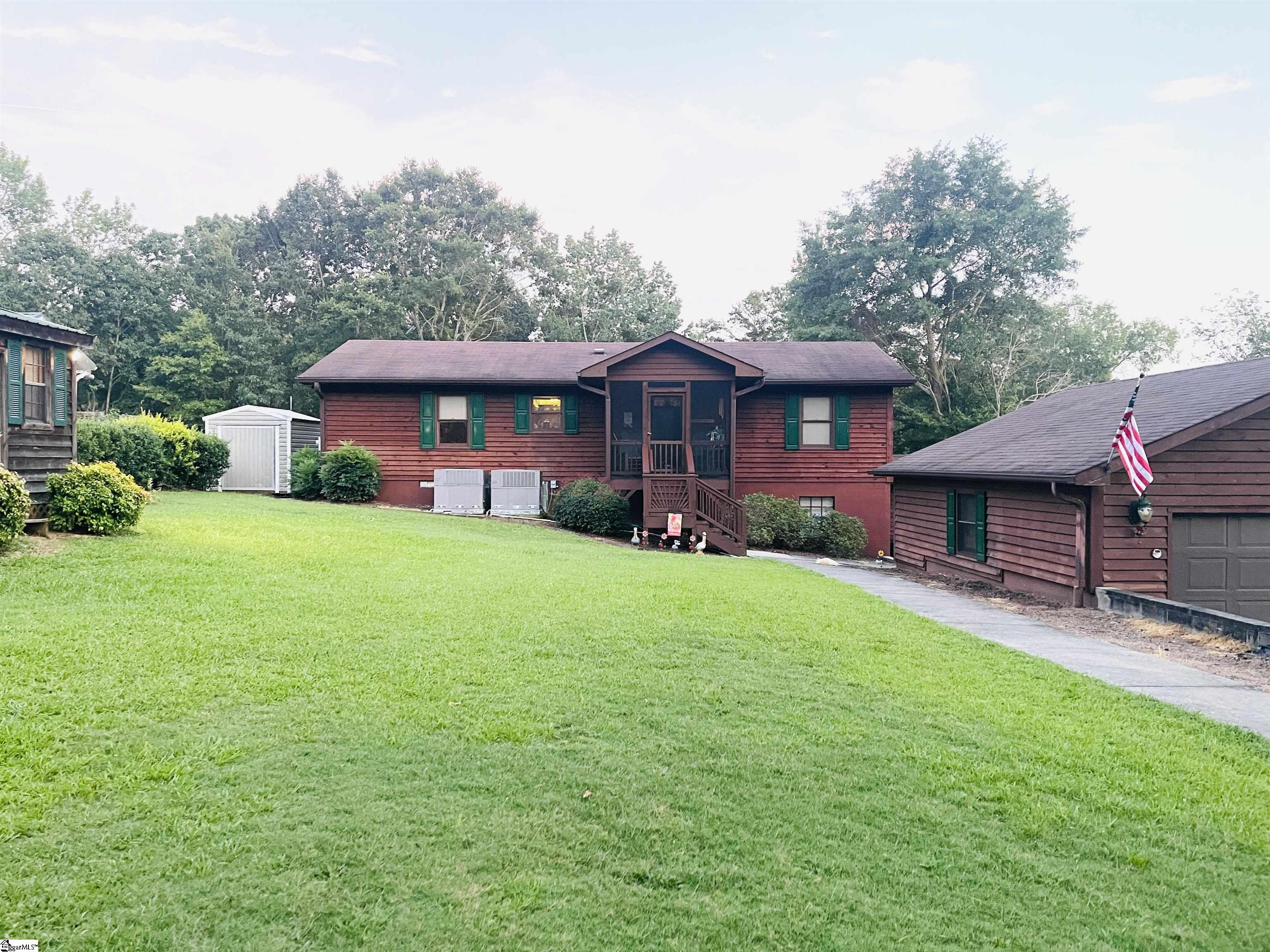 428 Hyde Cove Drive Fair Play, SC 29643