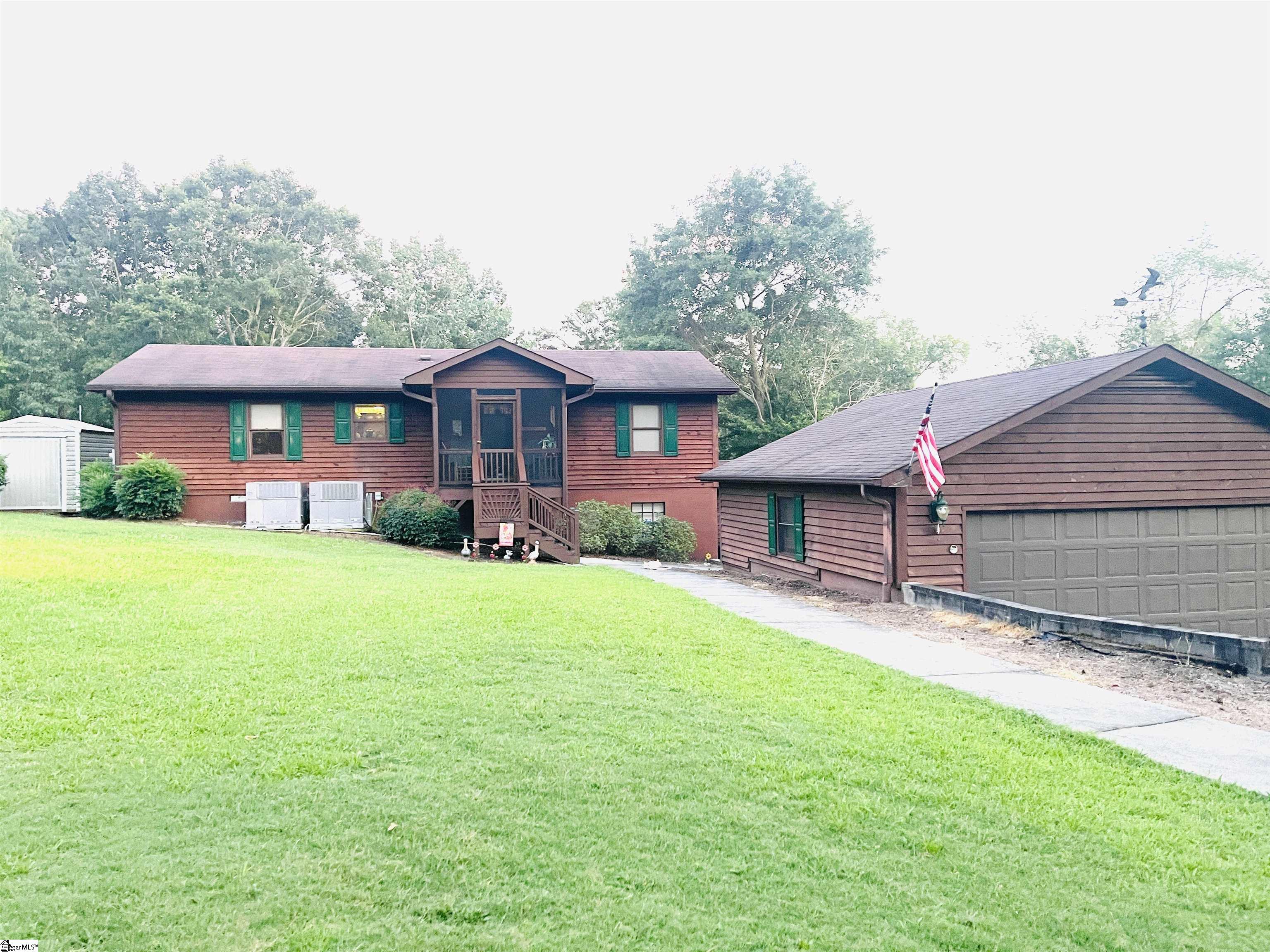 428 Hyde Cove Drive Fair Play, SC 29643