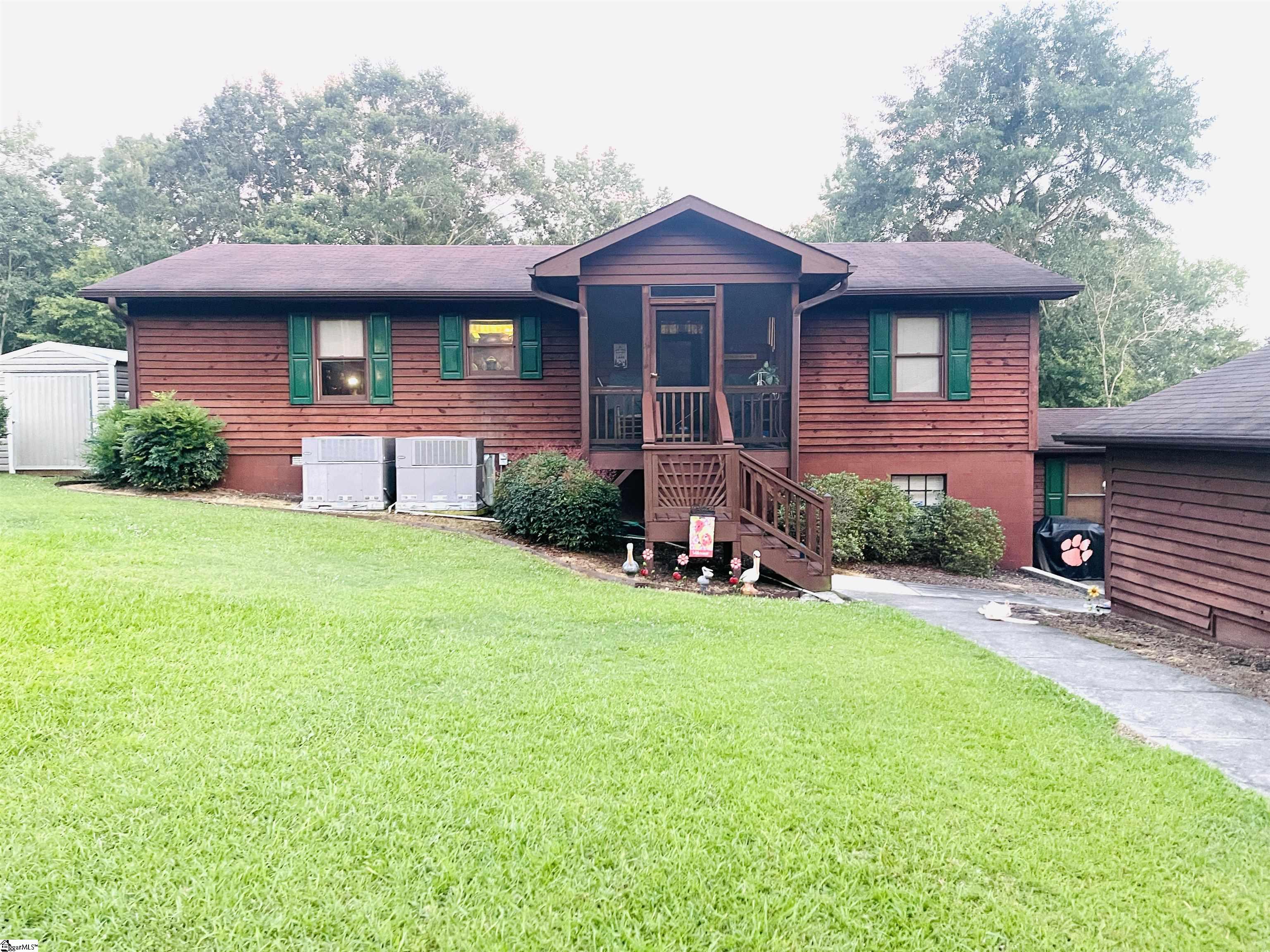 428 Hyde Cove Drive Fair Play, SC 29643