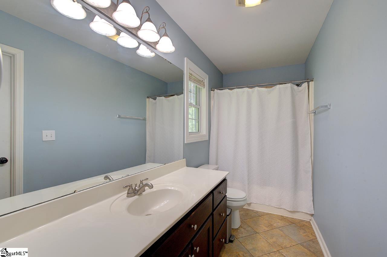 517 Signal Hill Lane Inman, SC 29349