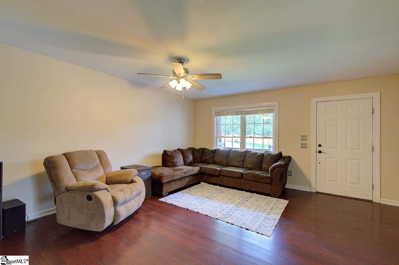 517 Signal Hill Lane Inman, SC 29349