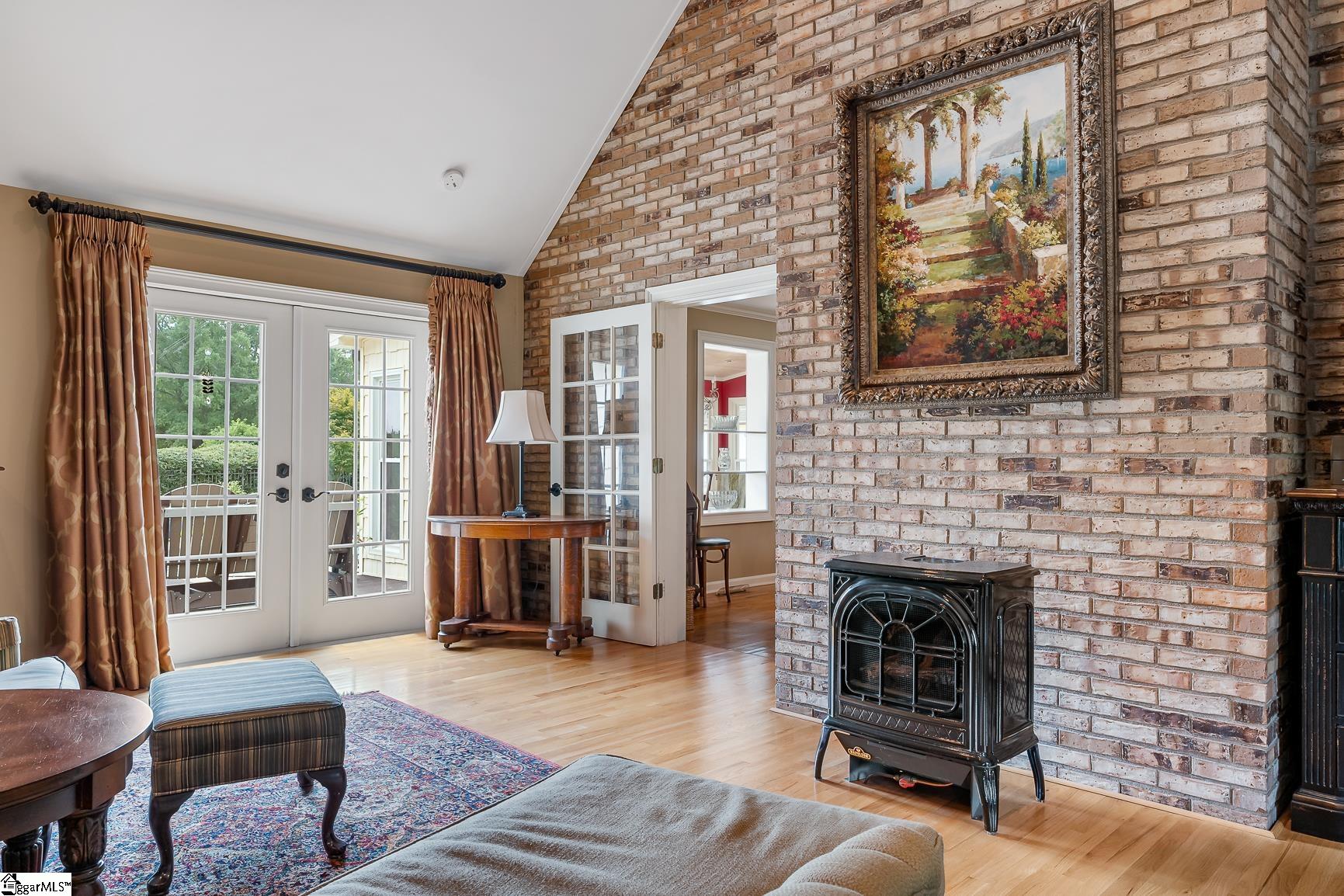1772 Mahaffey Road Gray Court, SC 29645