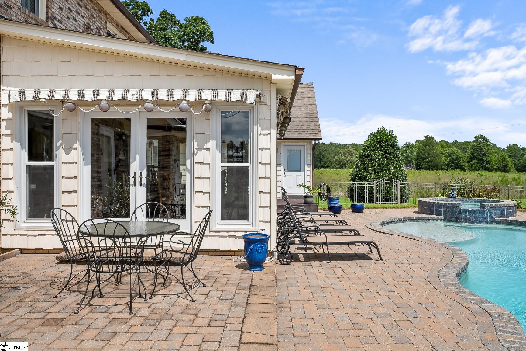 1772 Mahaffey Road Gray Court, SC 29645