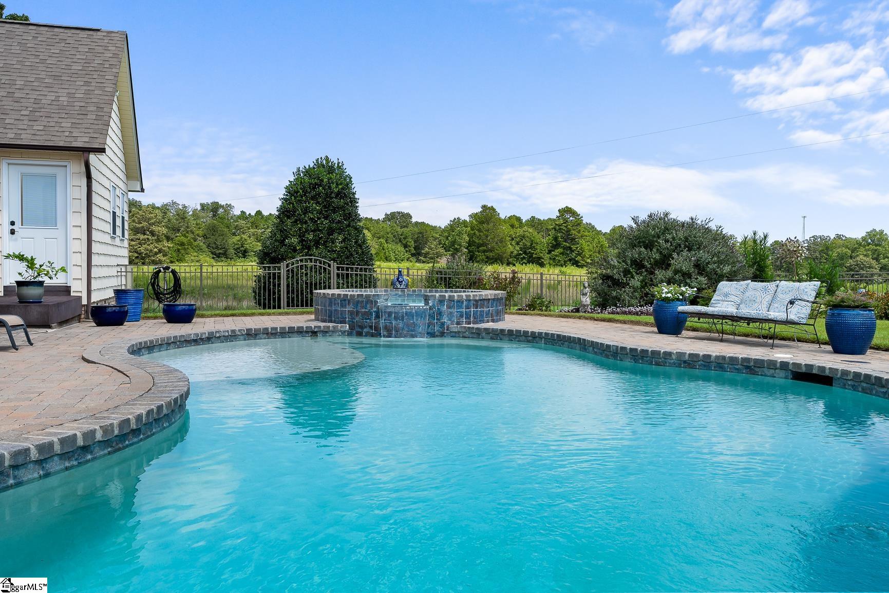 1772 Mahaffey Road Gray Court, SC 29645