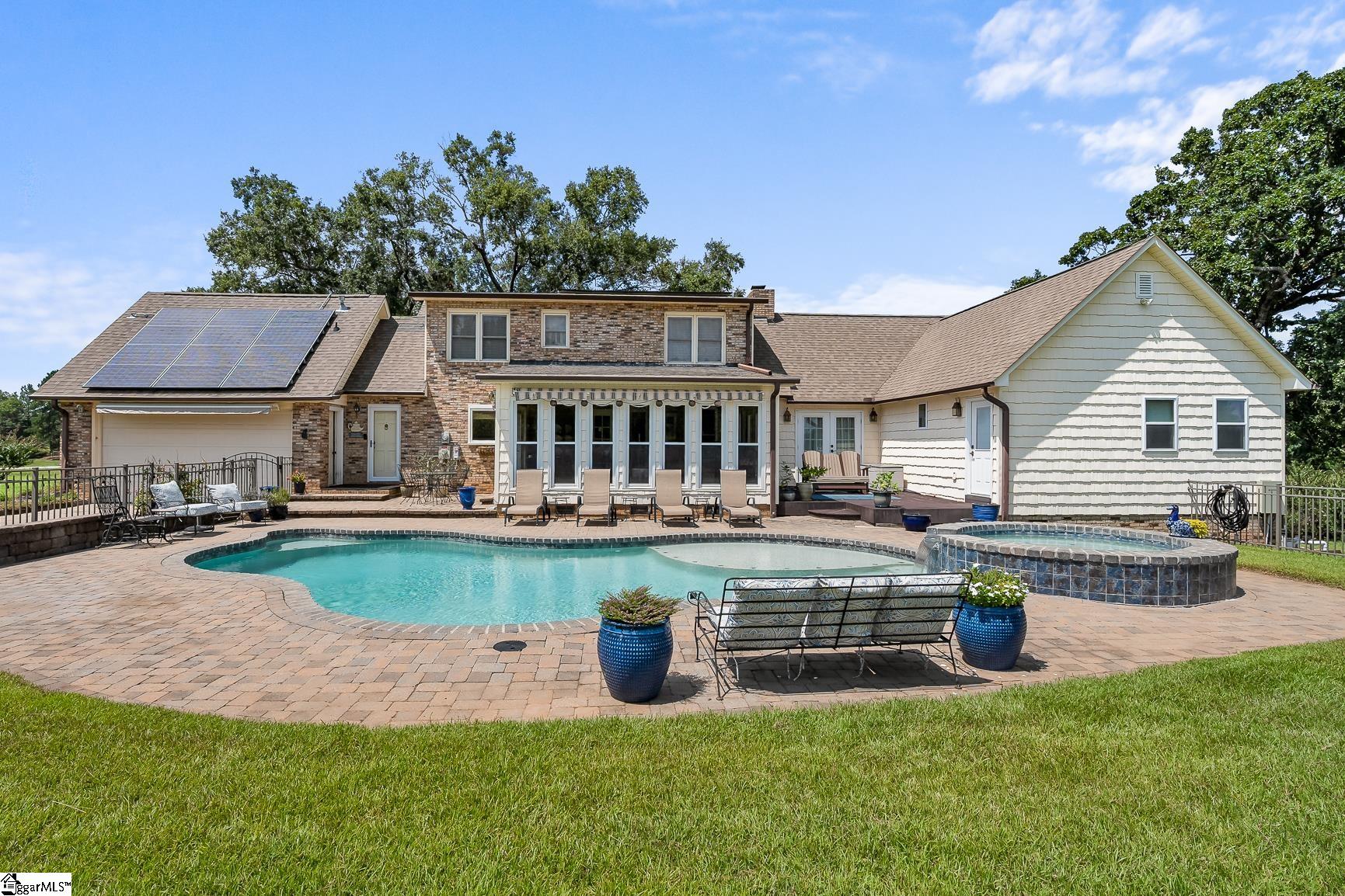 1772 Mahaffey Road Gray Court, SC 29645