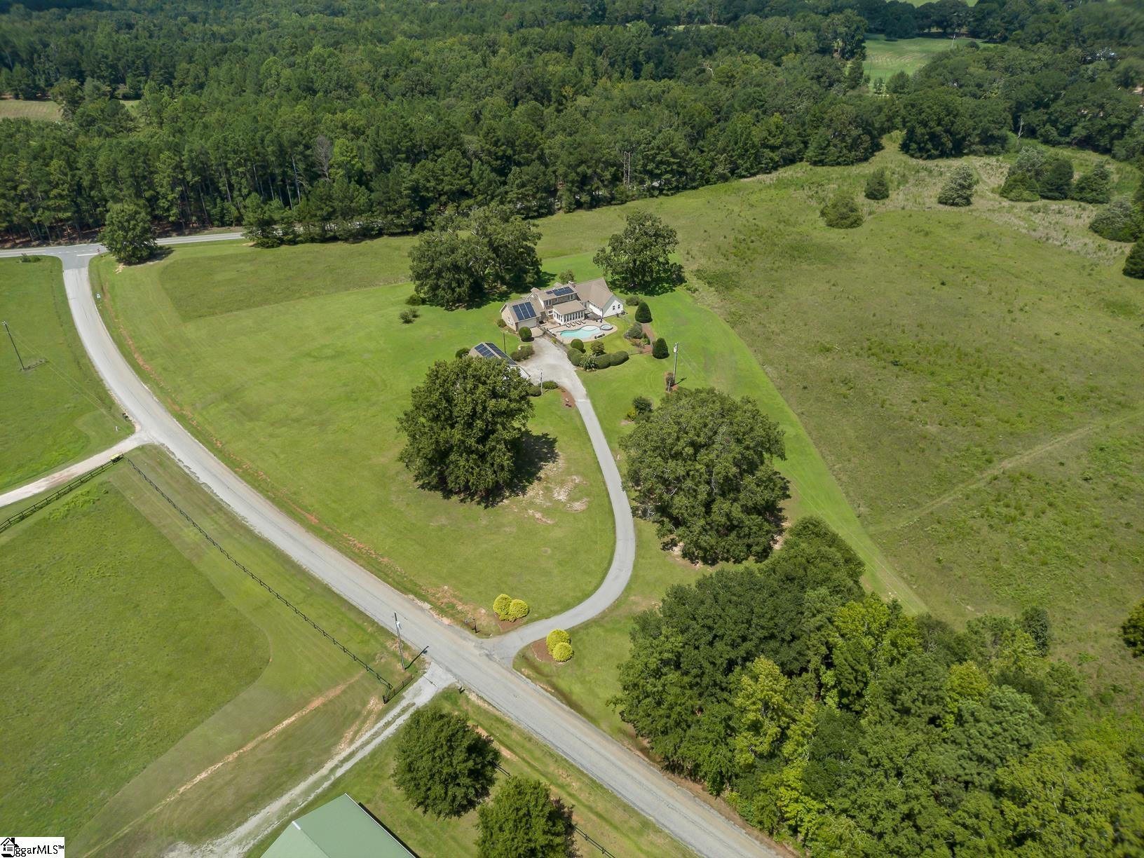 1772 Mahaffey Road Gray Court, SC 29645