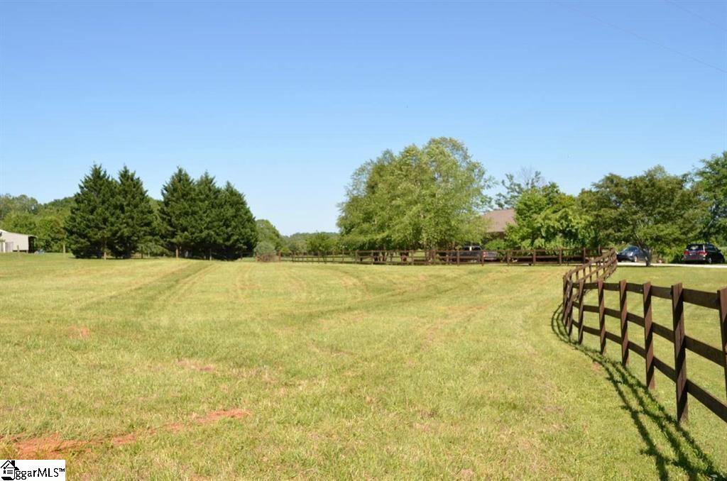 400 Link Road Pendelton, SC 29670