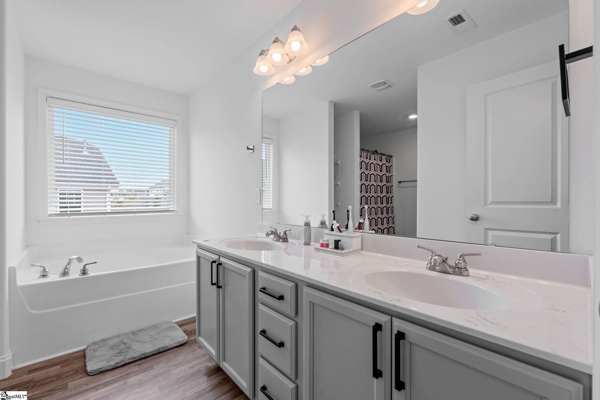 503 River Trace Loop Simpsonville, SC 29680