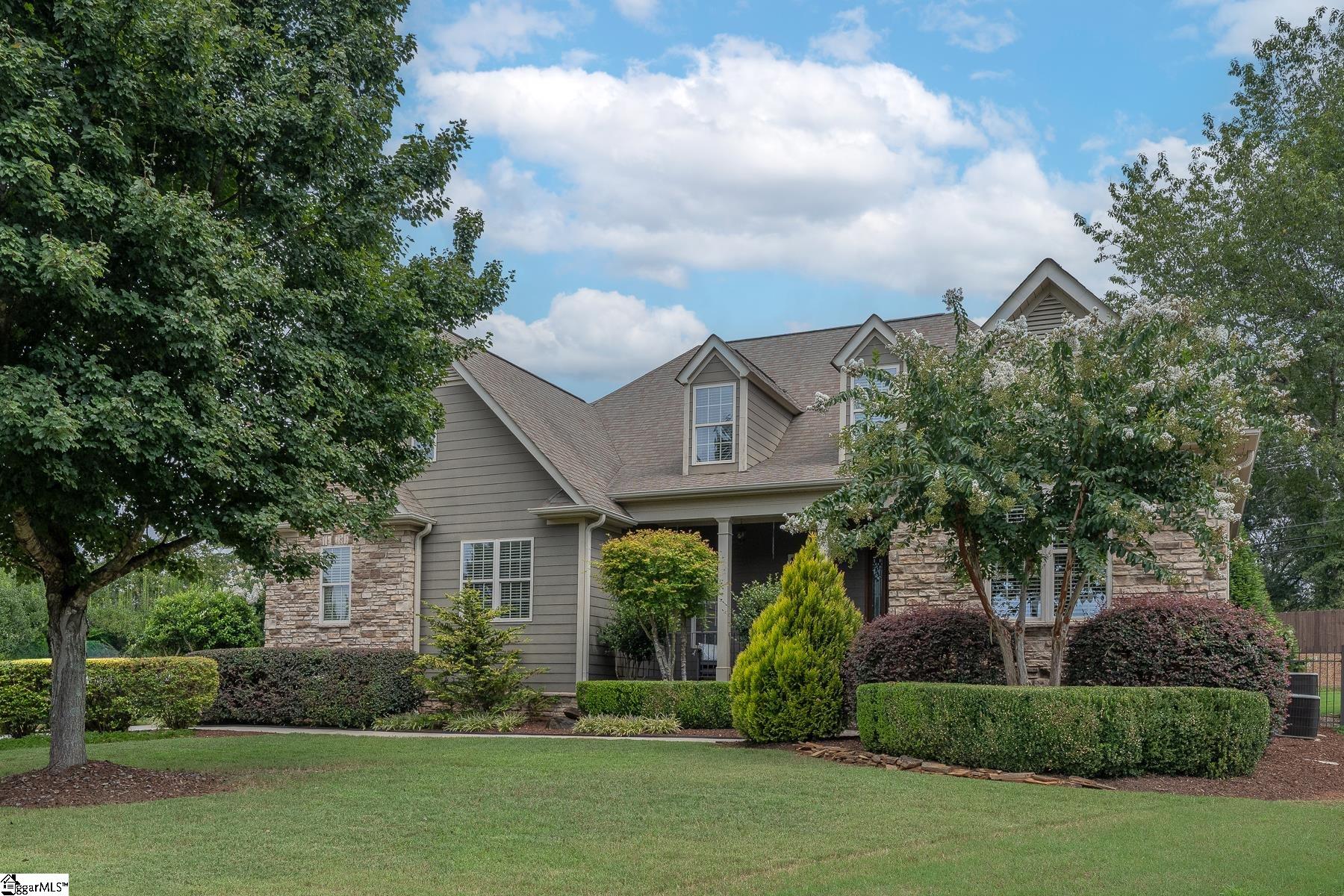 25 Sunny Meadow Lane Simpsonville, SC 29681