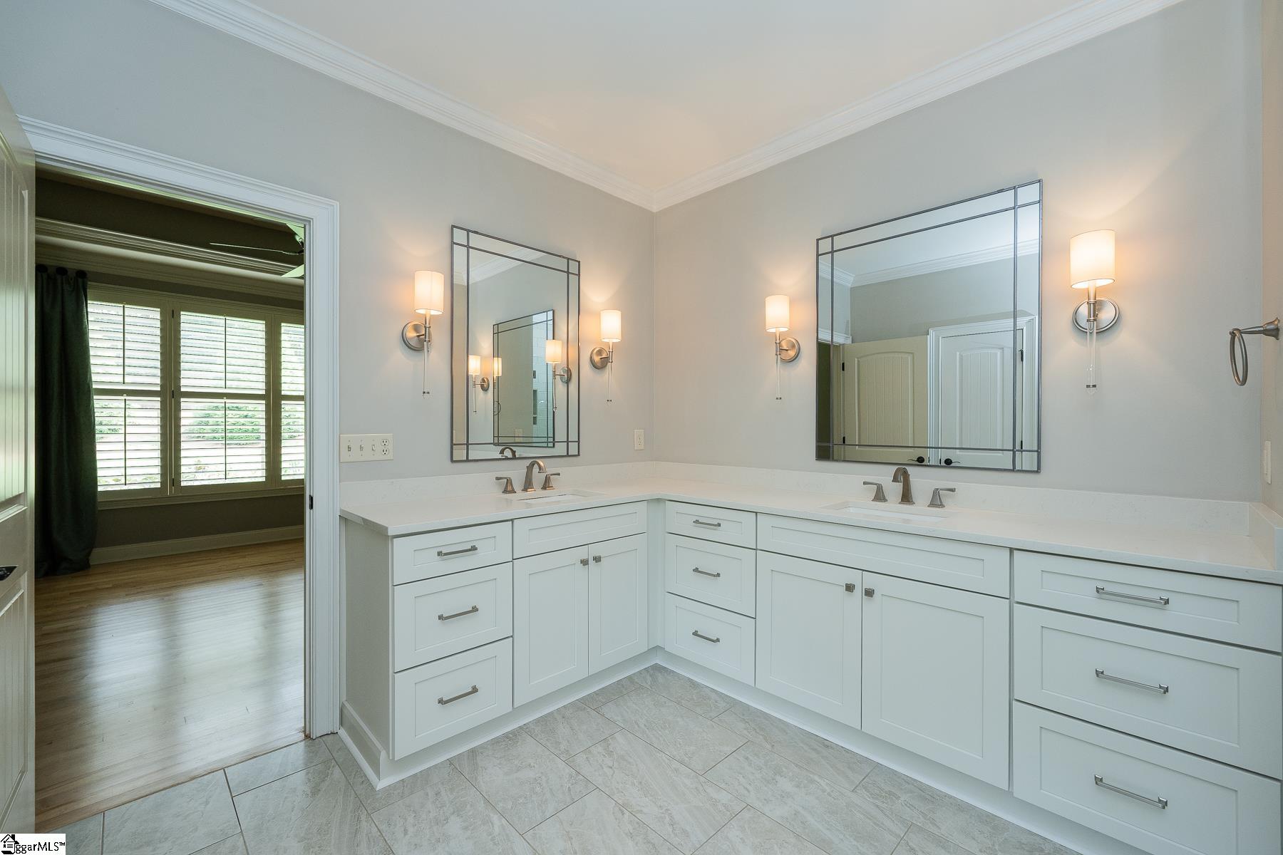 25 Sunny Meadow Lane Simpsonville, SC 29681