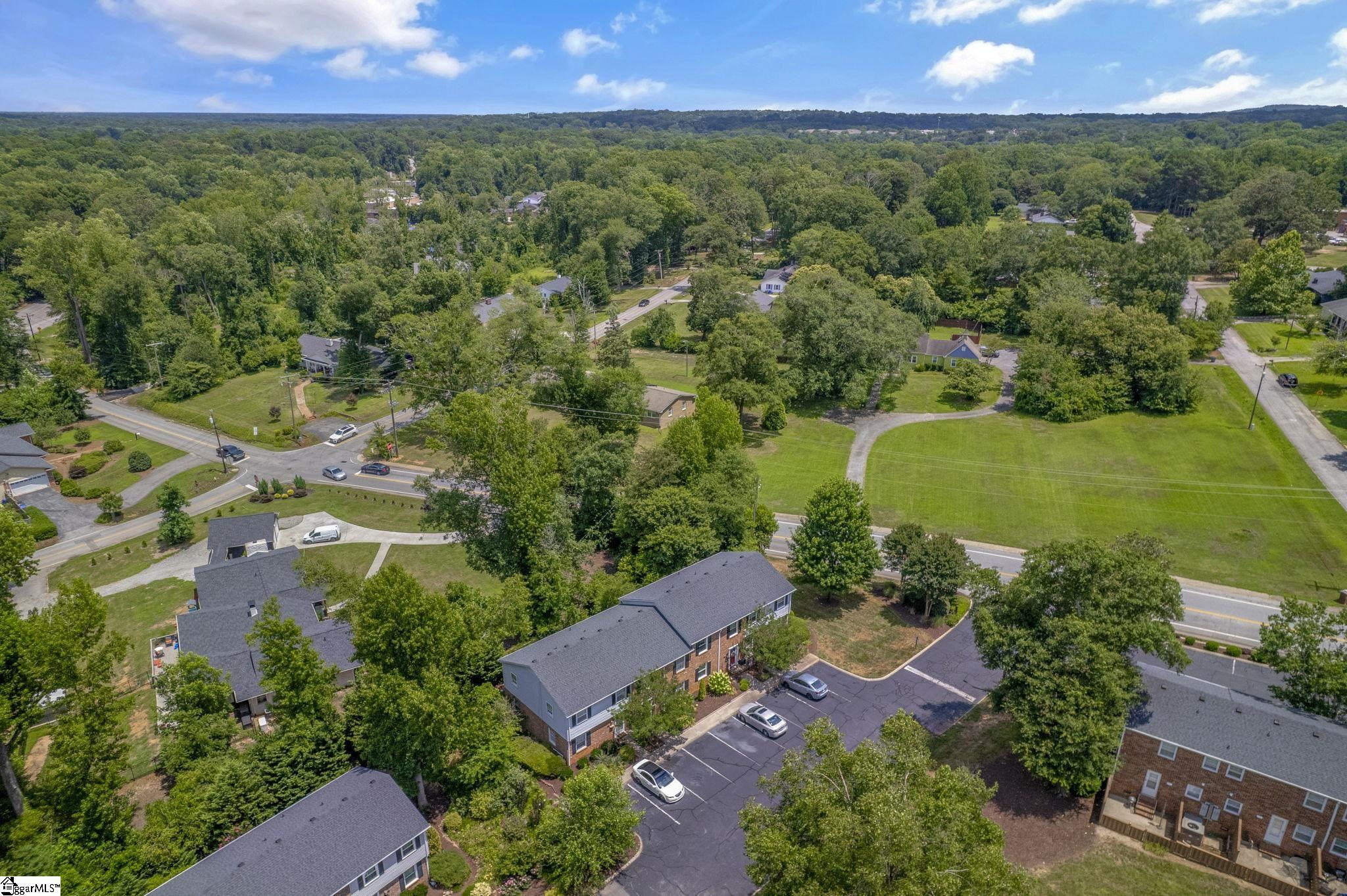 815 Edwards Road UNIT Unit 2 Greenville, SC 29615
