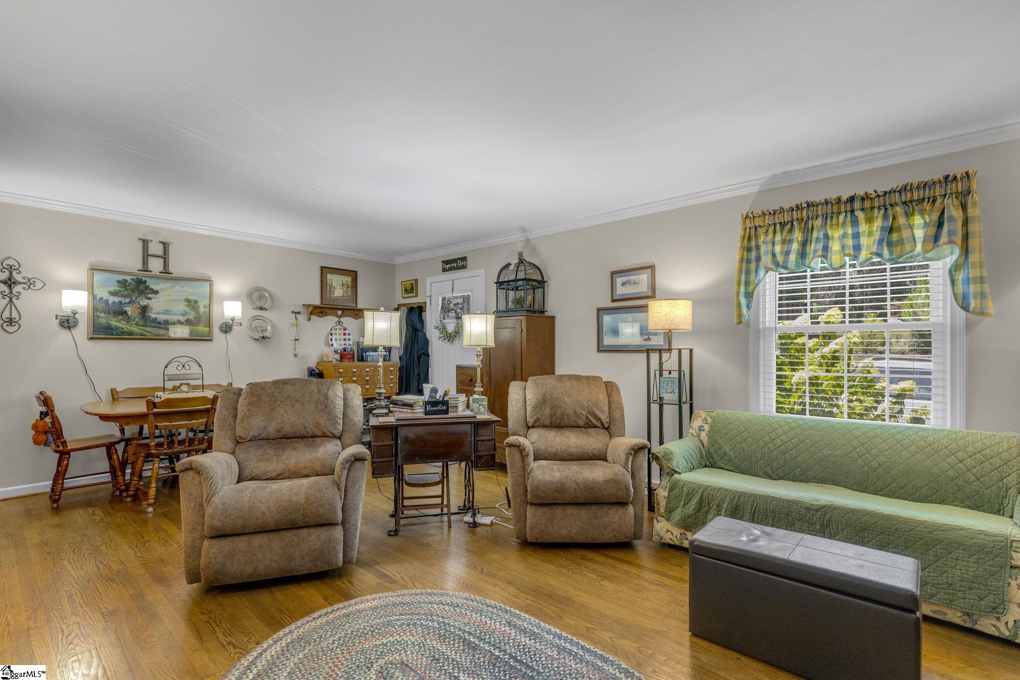 815 Edwards Road UNIT Unit 2 Greenville, SC 29615