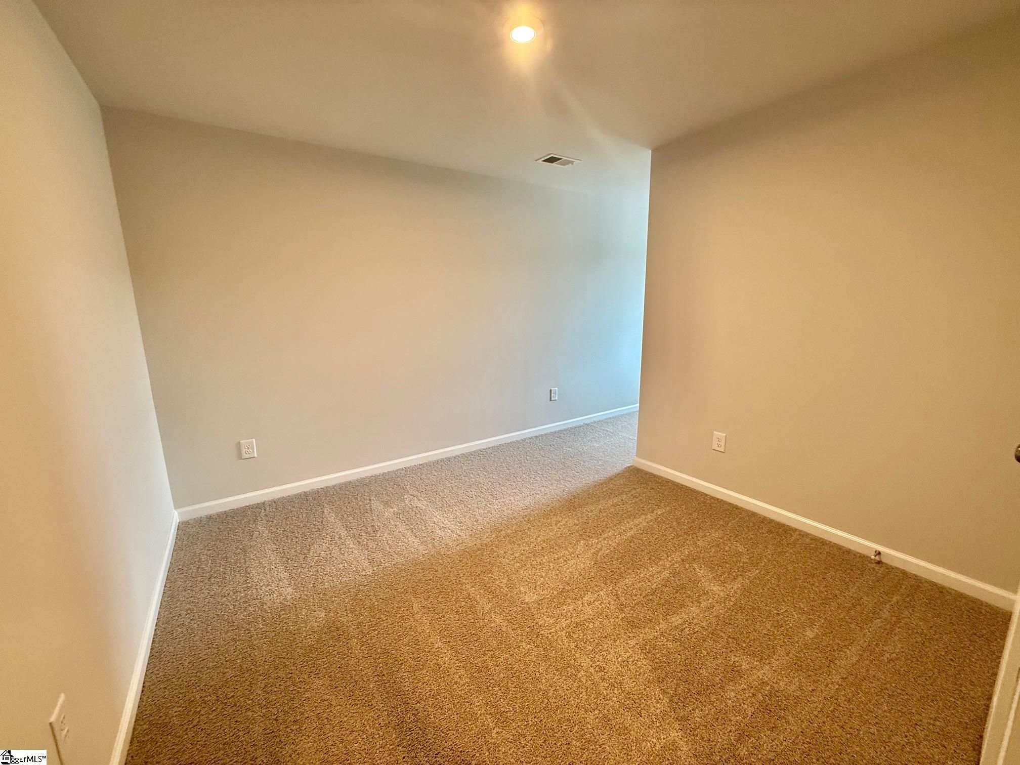 1249 Forestbrook Lane Spartanburg, SC 29303