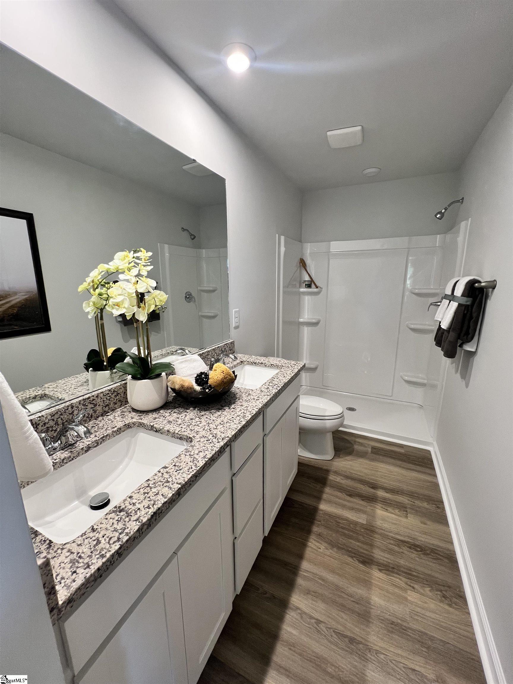 1249 Forestbrook Lane Spartanburg, SC 29303