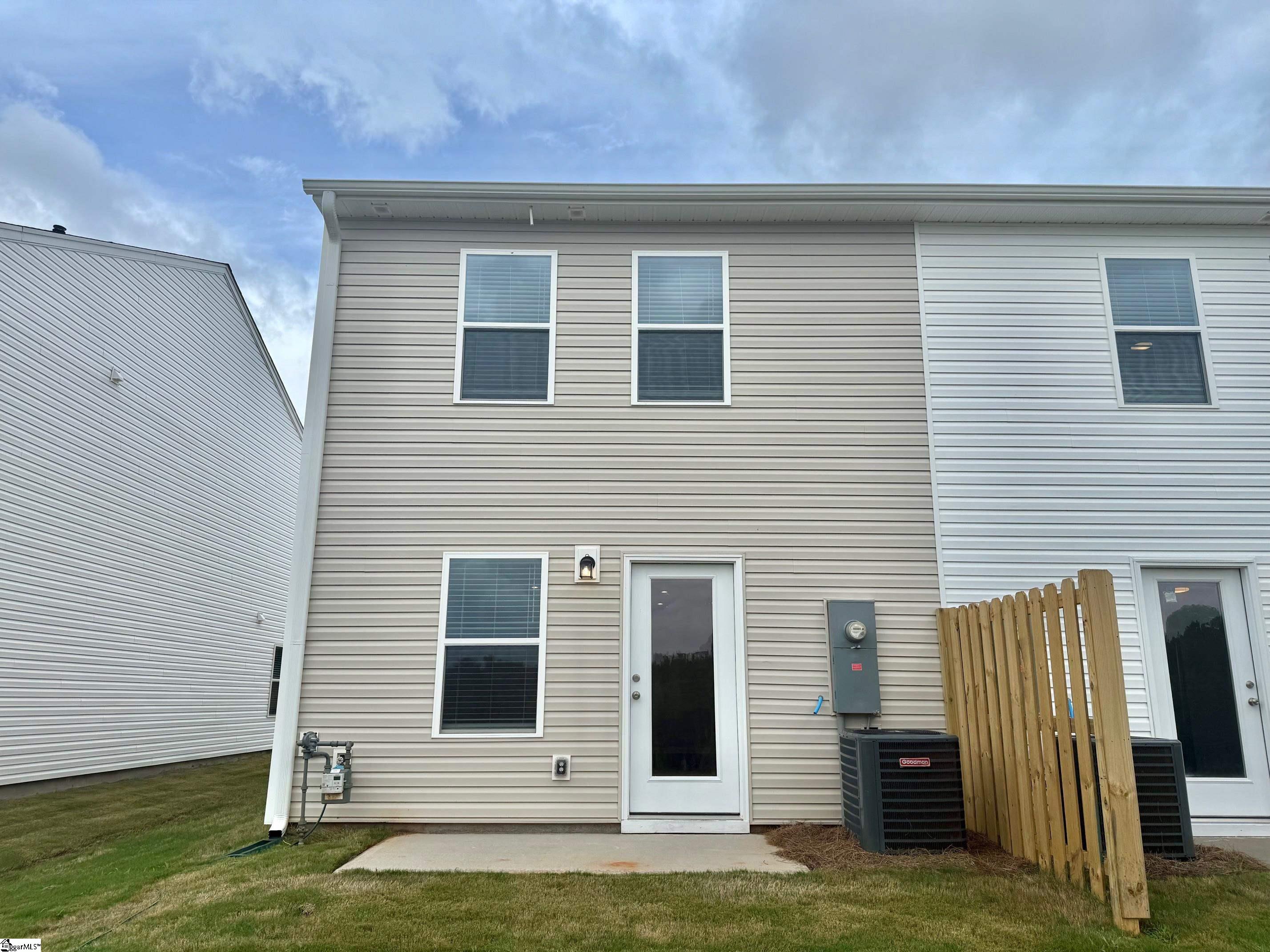 1249 Forestbrook Lane Spartanburg, SC 29303