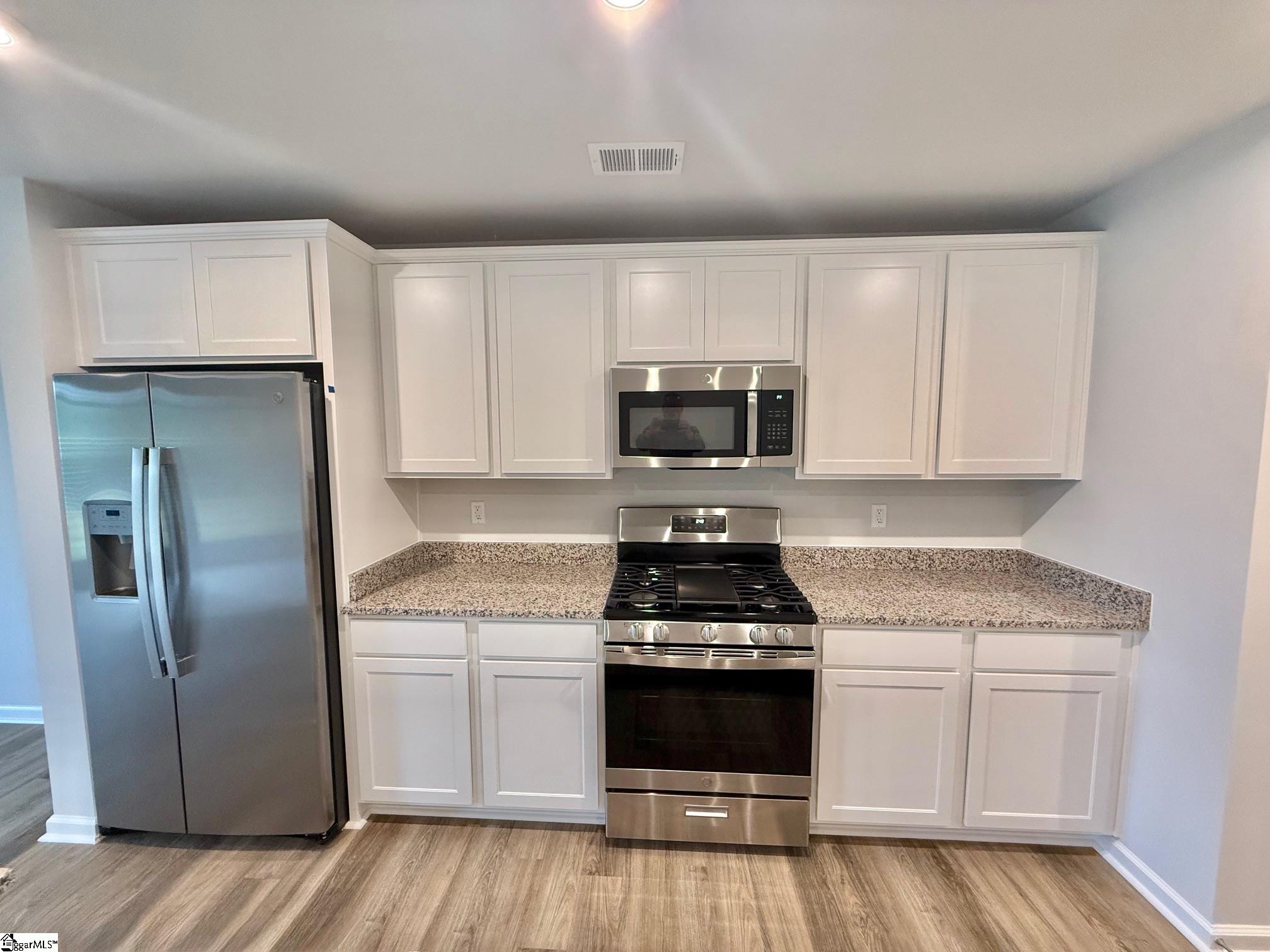 1249 Forestbrook Lane Spartanburg, SC 29303