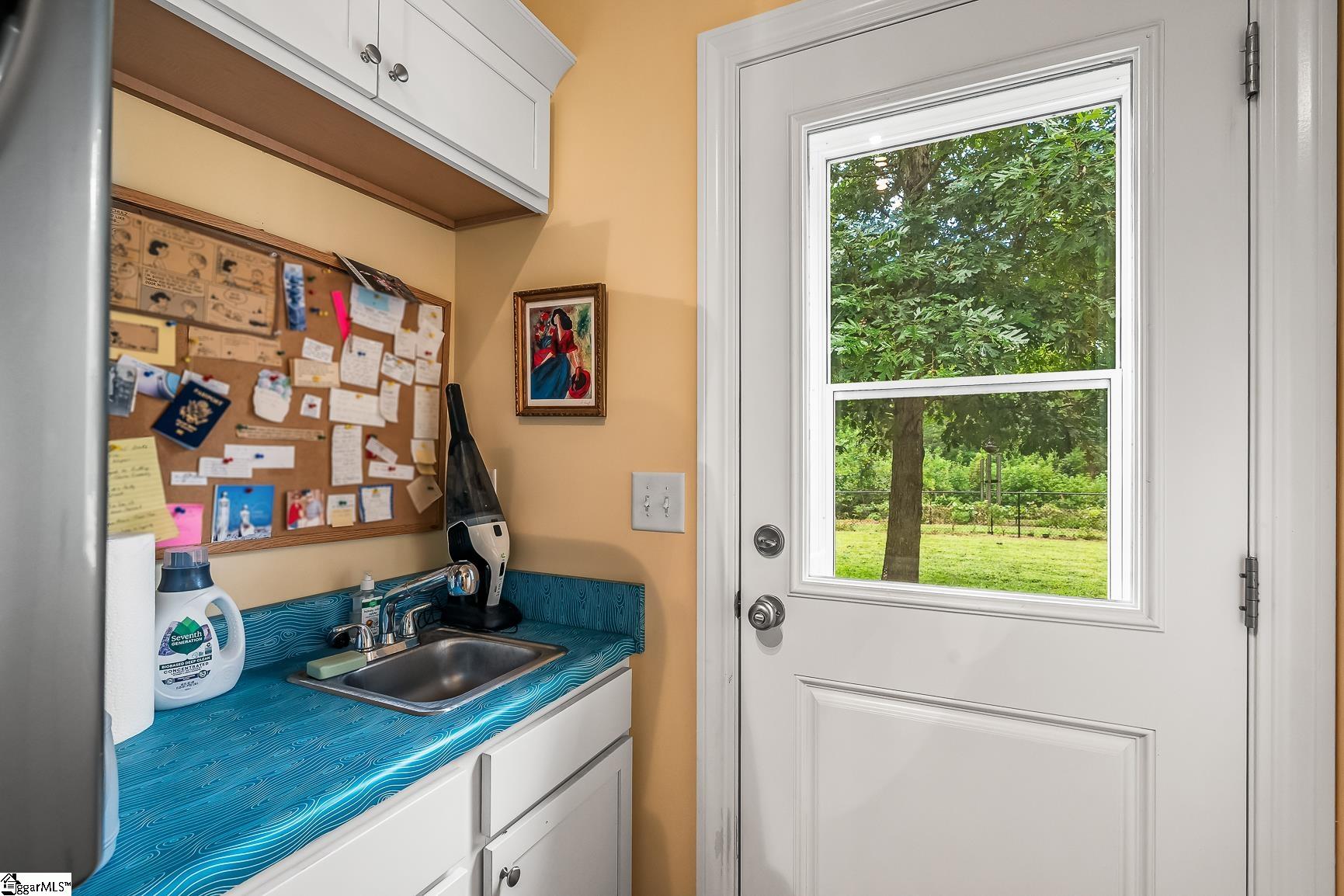 6 Silverbush Lane Marietta, SC 29661